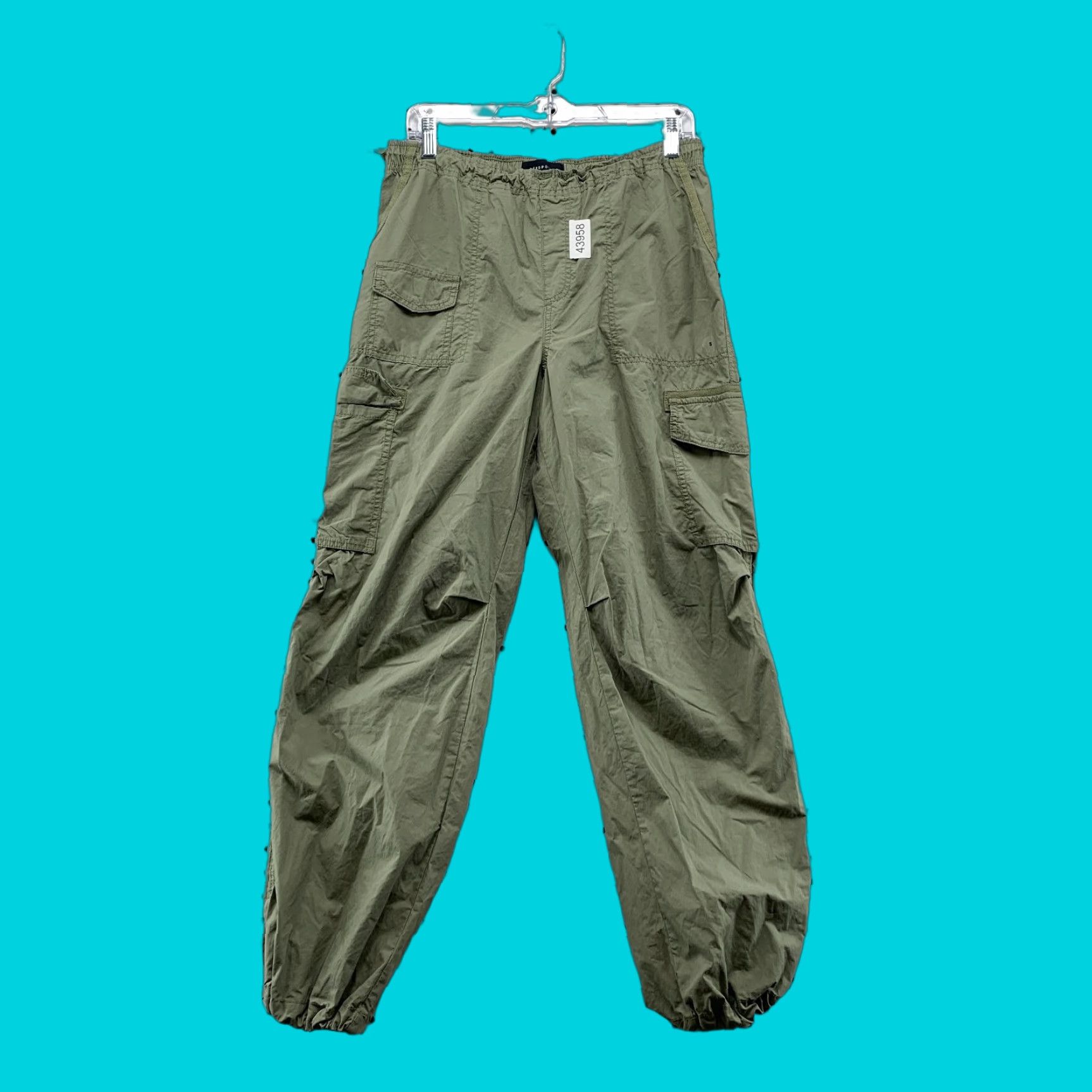 Vintage AEROPOSTALE Cargo Pants Womens Small Green Nylon Relaxed Fit 30x30 Casual Size 28" / US 6 / IT 42 - 1 Thumbnail