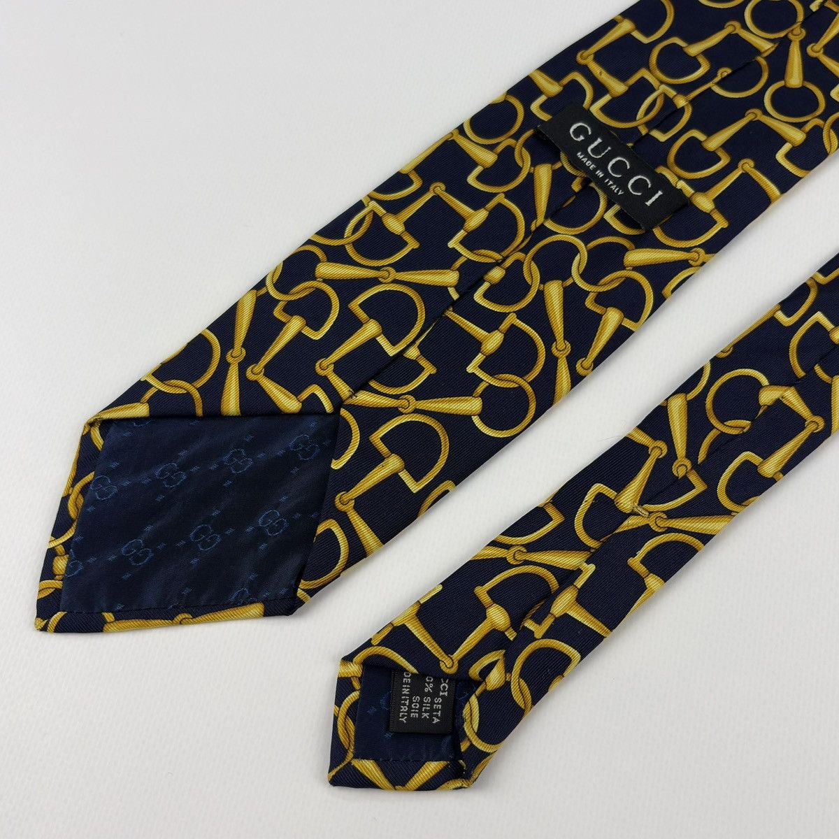 Gucci Gucci Vintage Silk Tie rare nice design Made in Italy Size ONE SIZE - 3 Thumbnail