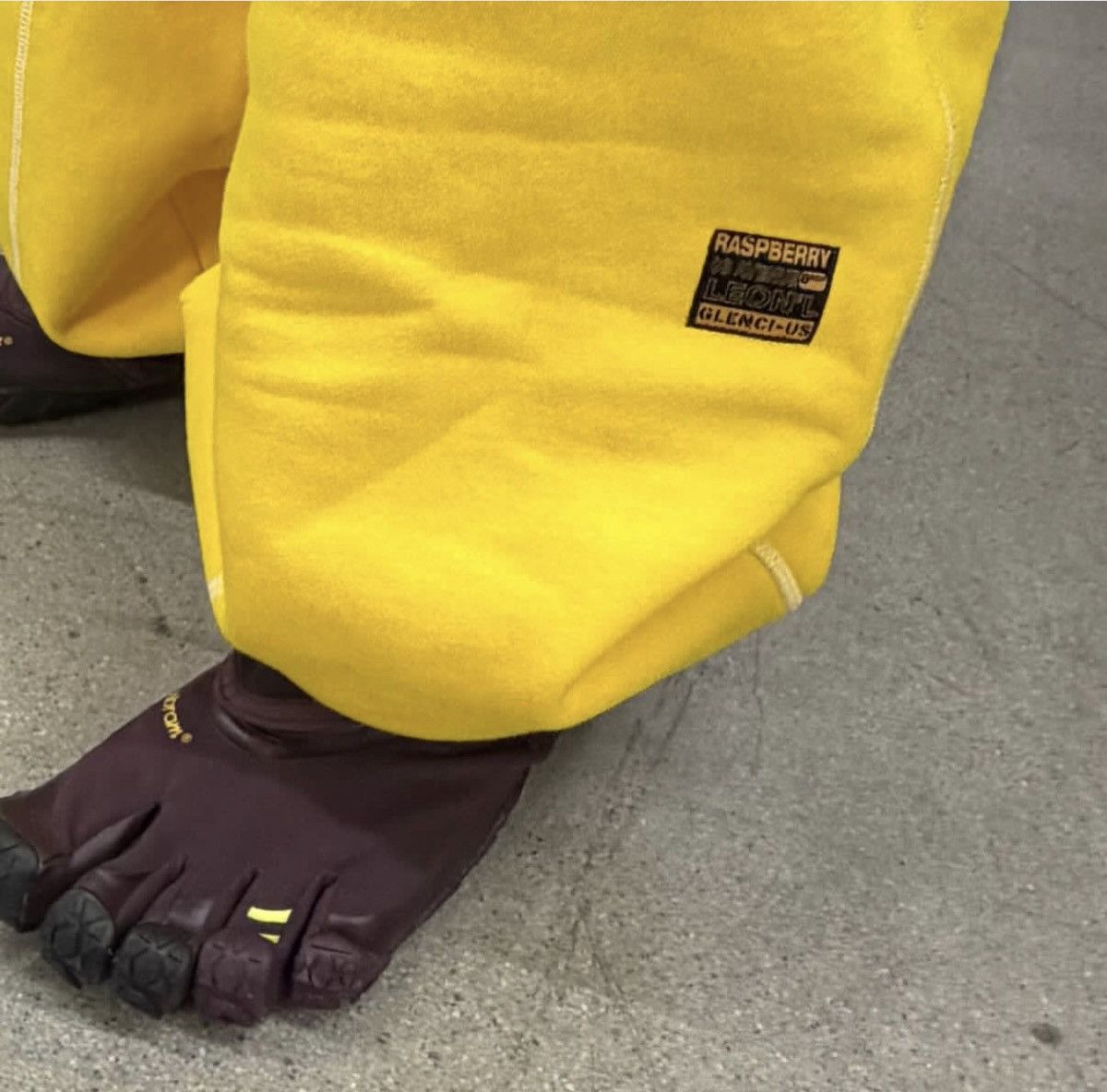 The GV Gallery Lemon drop sweats Size US 32 / EU 48 - 6 Thumbnail