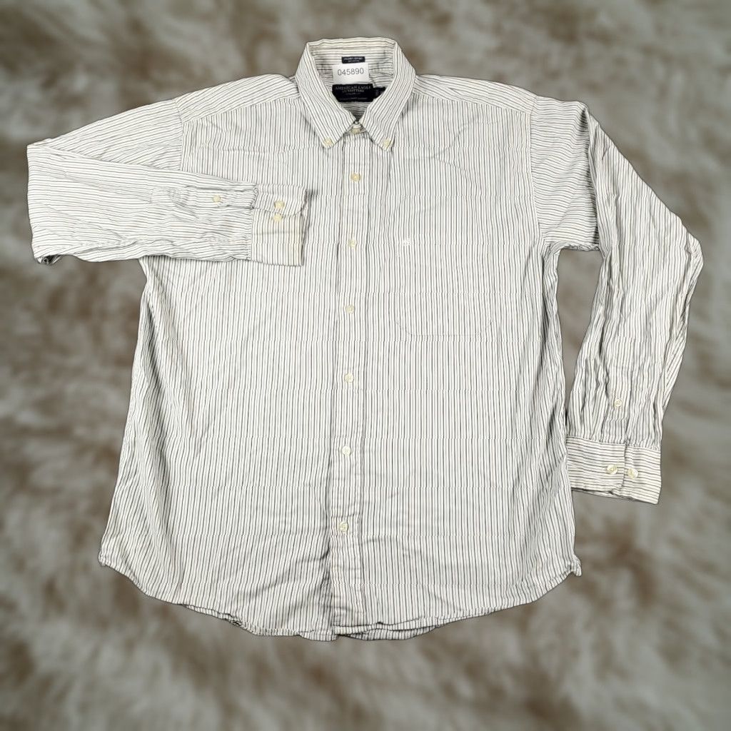 American Eagle Outfitters American Eagle Button-Up Shirt Mens Medium Gray White Striped Long Sleeve Collared Size US M / EU 48-50 / 2 - 1 Thumbnail