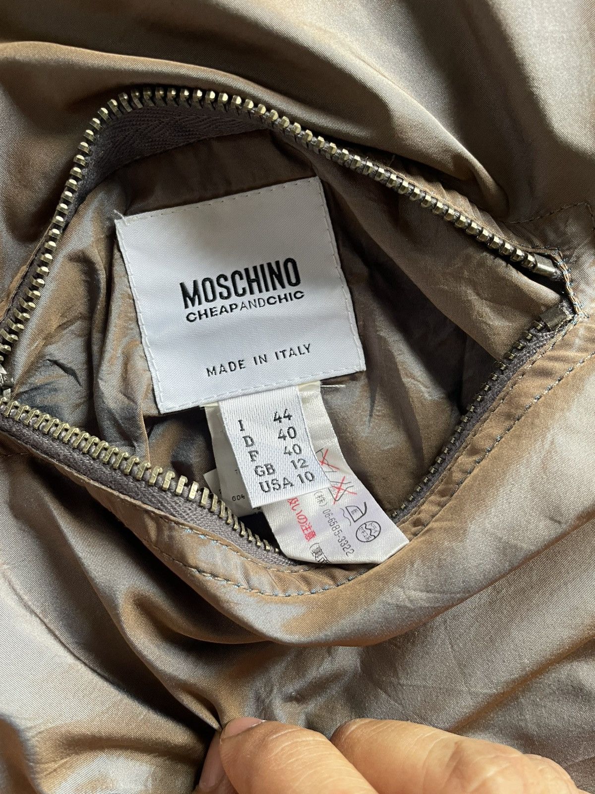 Moschino MOSCHINO Cheap & Chic Reversible Silk Blend Shimmer Hoodie Size US L / EU 52-54 / 3 - 9 Thumbnail
