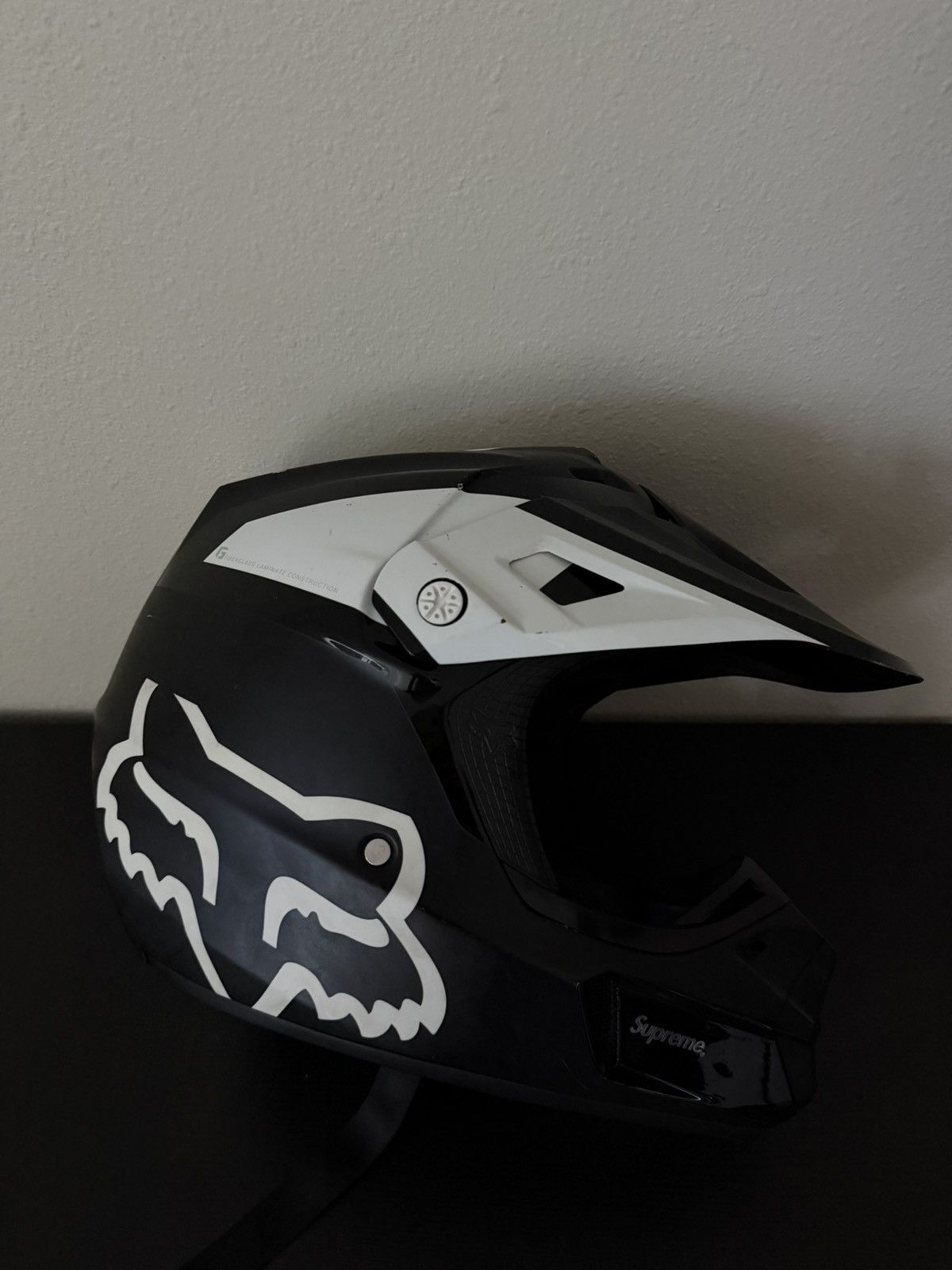 Fox Racing × Supreme Supreme Fox Racing V2 Helmet Size Medium SS18 Size ONE SIZE - 5 Thumbnail
