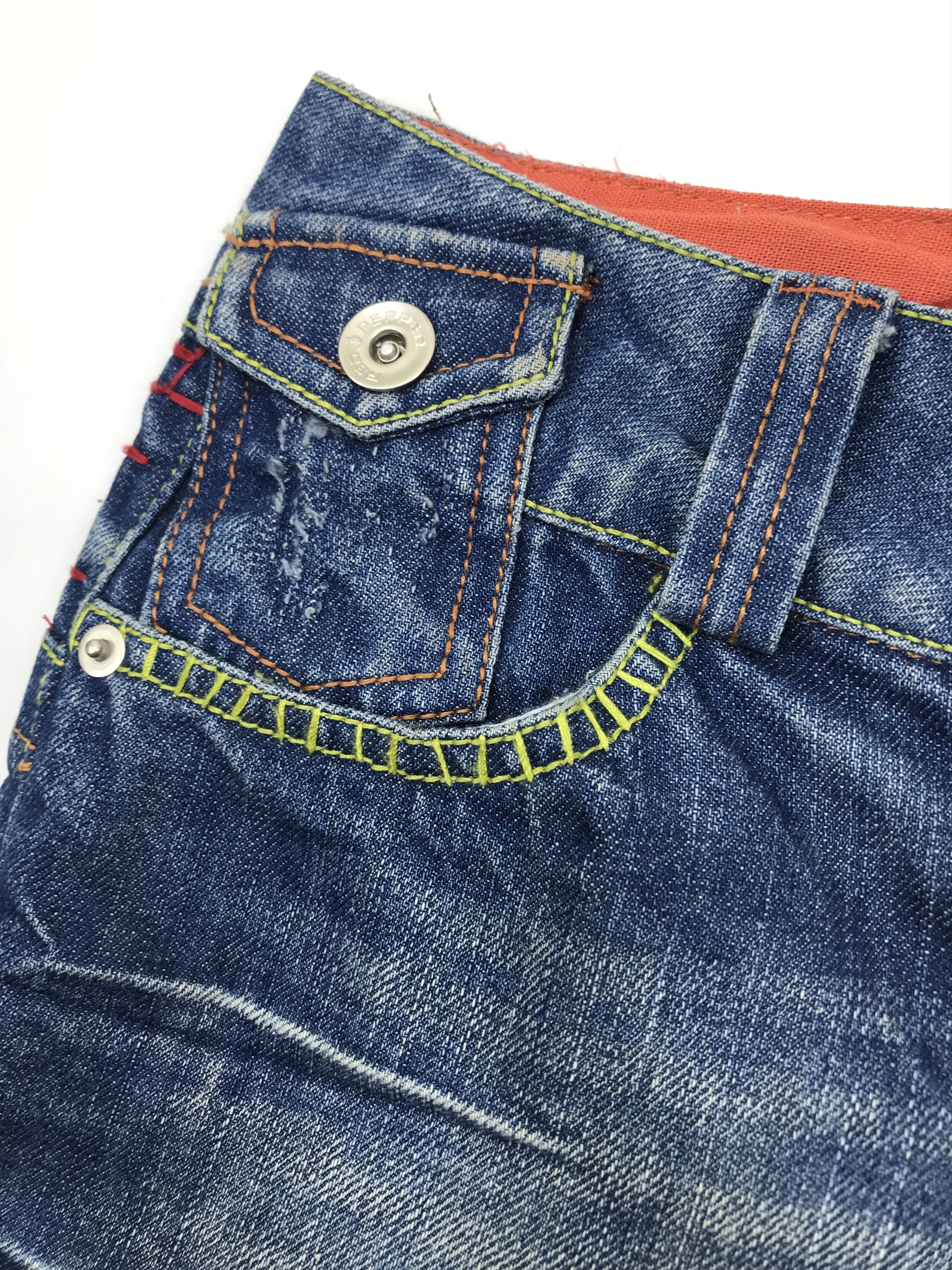 Beauty Beast Vintage Red Pepper Floral Cross Embroidered Flare Jeans Size 26" / US 2 / IT 38 - 11 Thumbnail