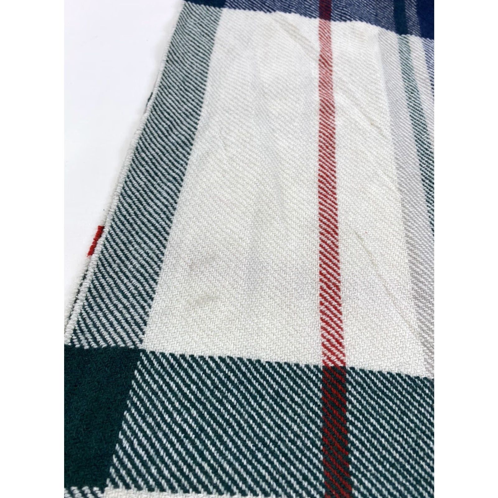 J.Crew J.CREW Plaid Blanket Scarf Multicolor Women Missing Tassels Pre-owned Size ONE SIZE - 3 Thumbnail