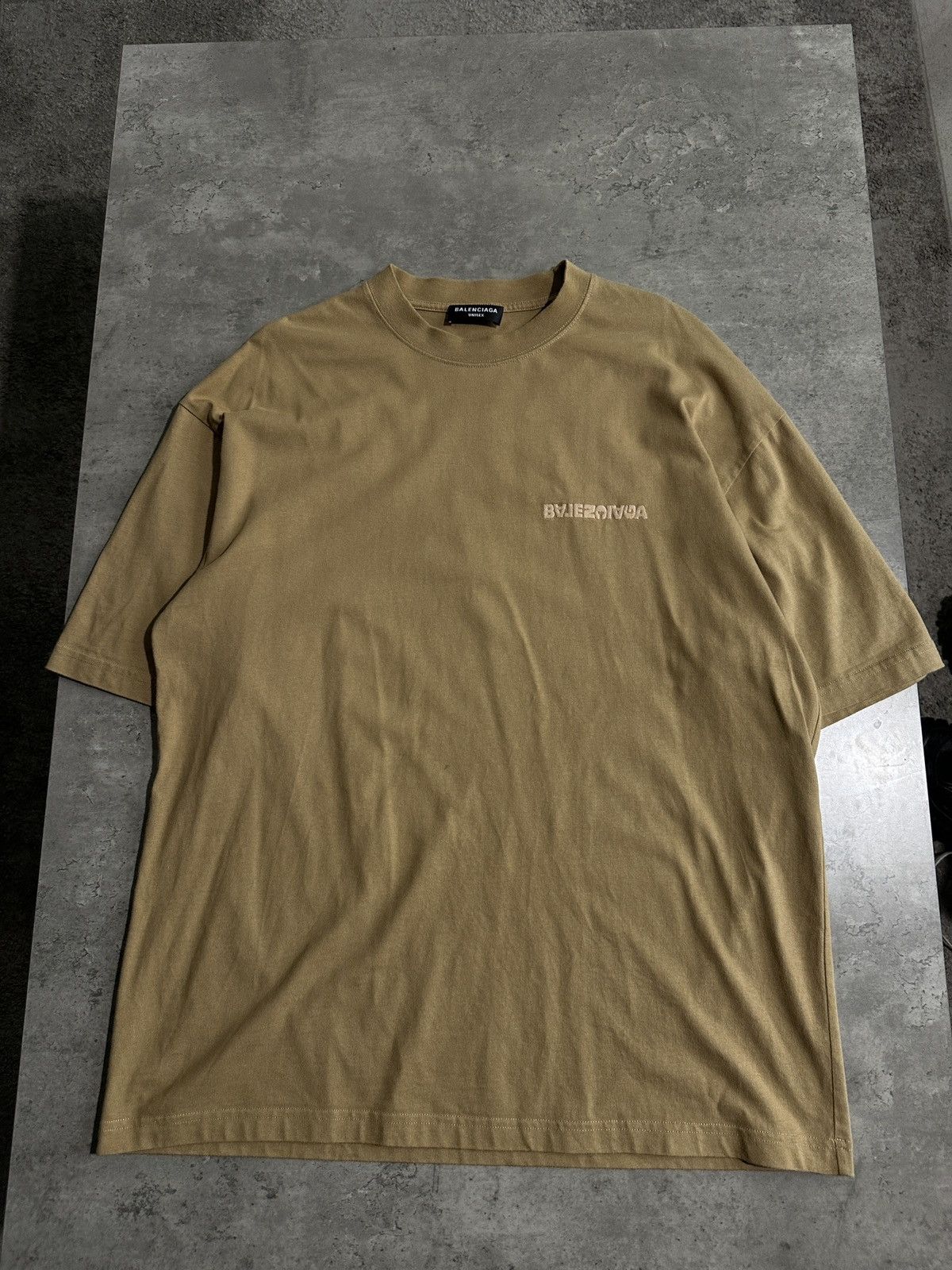 Balenciaga Balenciaga T-shirt Size US S / EU 44-46 / 1 - 1 Thumbnail