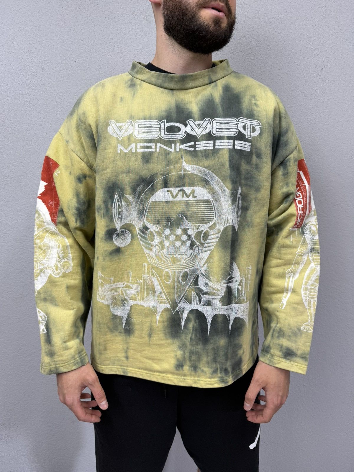 Other Vintage Velvet Monkees Tribal We Are Family 90s Sweatshirt Size US L / EU 52-54 / 3 - 1 Thumbnail
