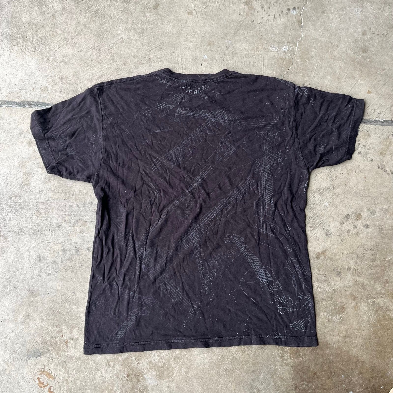 Vintage VINTAGE BLACK AOP GUITAR T-SHIRT XL 90S Size US XL / EU 56 / 4 - 1 Thumbnail