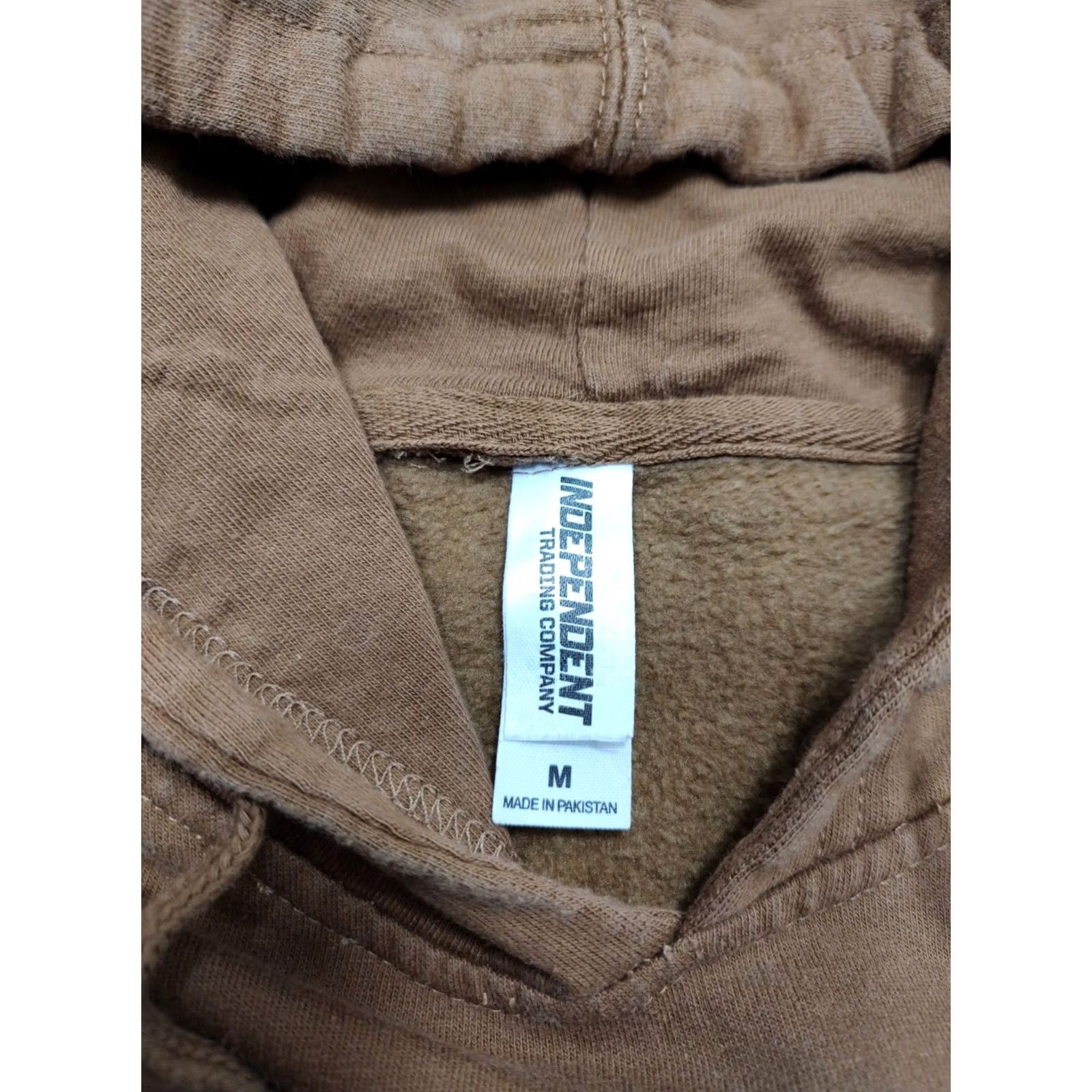 Vintage VINTAGE Clam Hoodie Ice Ops Brown Mens Medium Tuft Design Hoodie Fishing Size US M / EU 48-50 / 2 - 4 Thumbnail