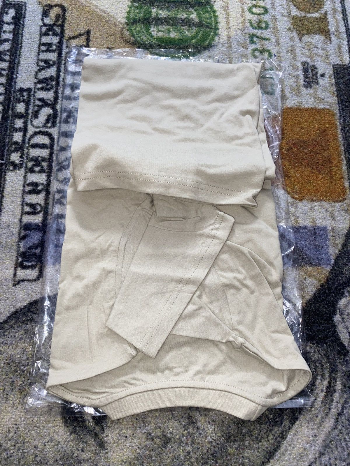Kith Kith Undershirt Tee 150GSM Cotton Rare Size US L / EU 52-54 / 3 - 2 Thumbnail