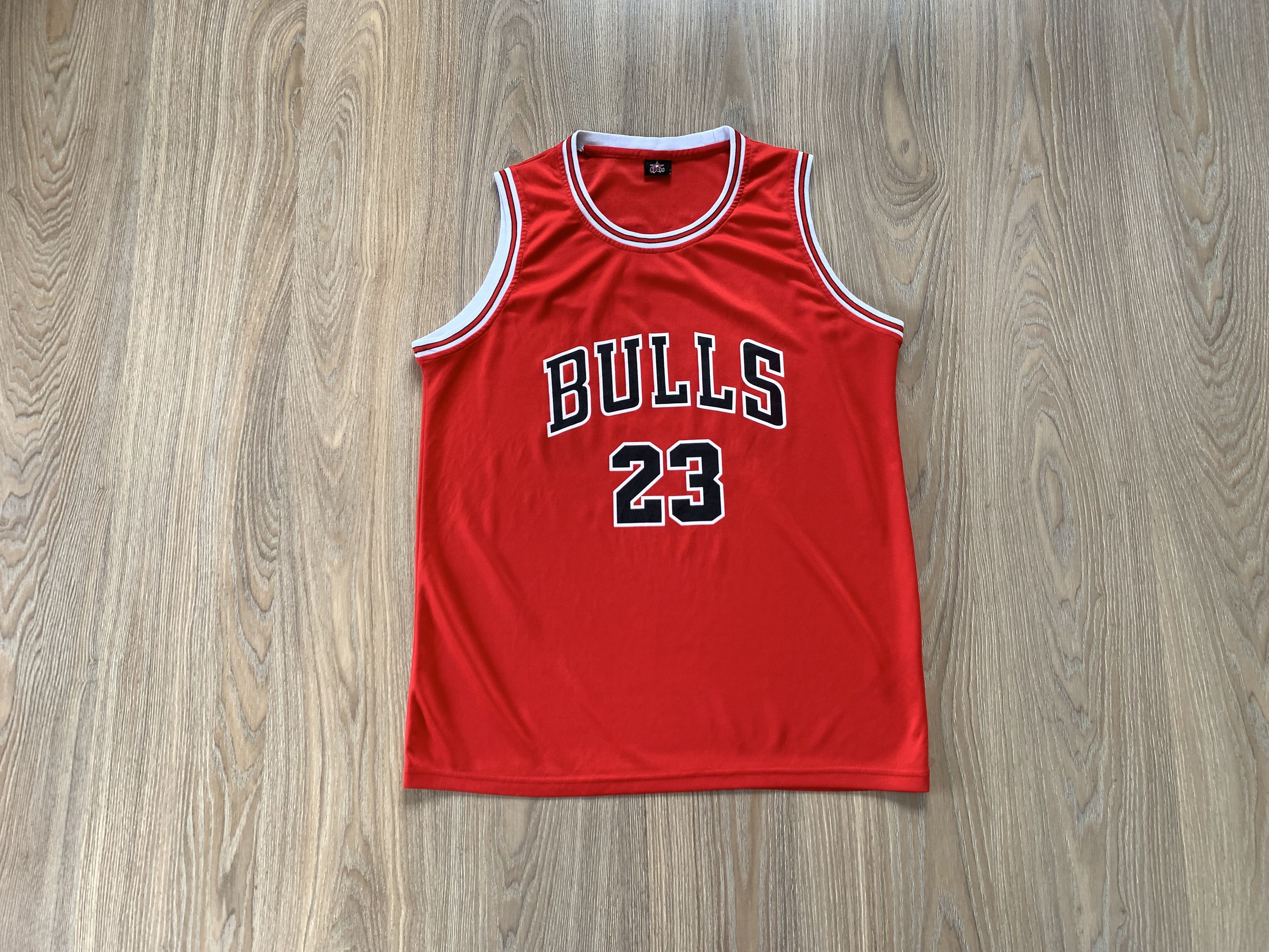 NBA × Vintage Chicago Bulls NBA Jordan 23 Sleeveless T Size US M / EU 48-50 / 2 - 1 Thumbnail
