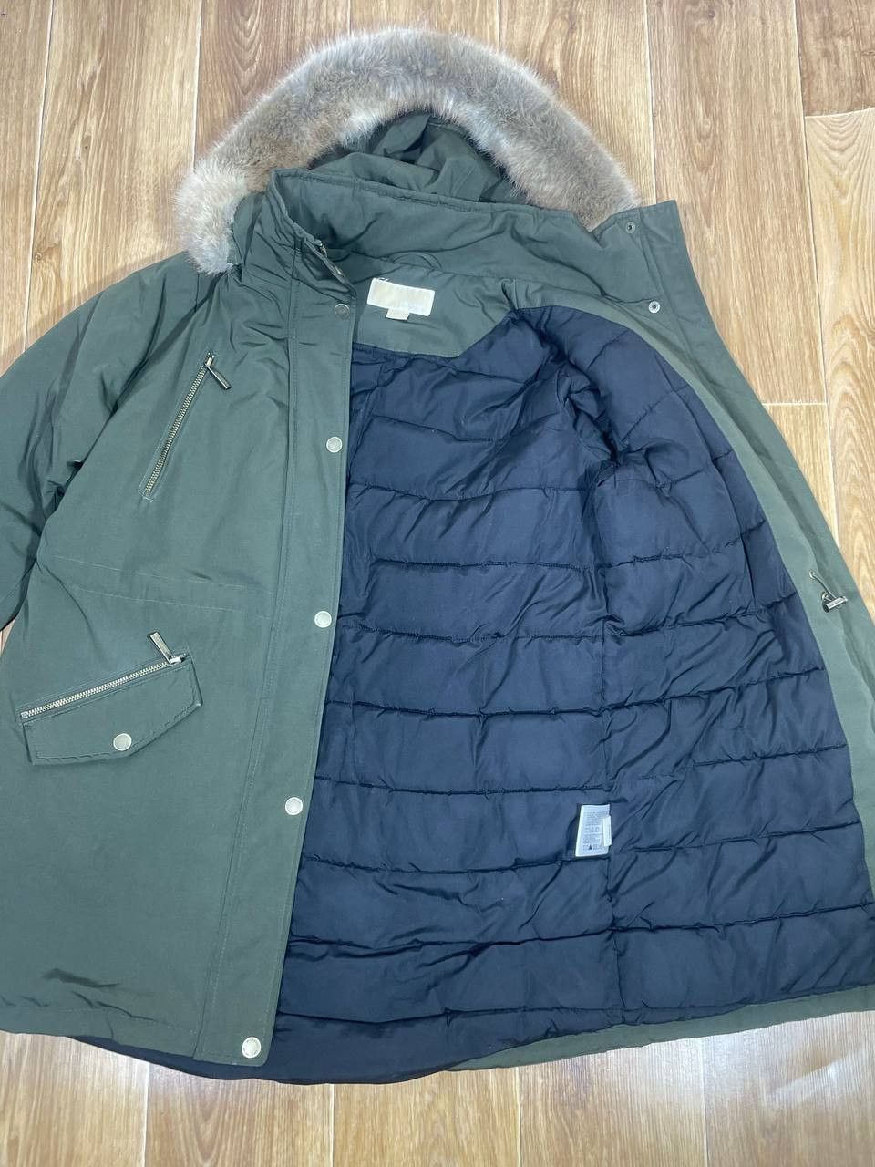 Michael Kors Green parka jacket Loose Fit MICHAEL Michael Kors, size L Size L / US 10 / IT 46 - 14 Thumbnail