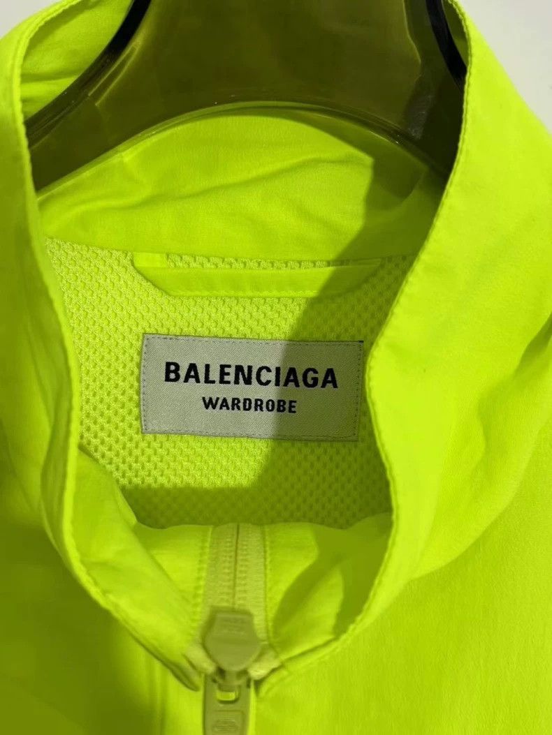 Balenciaga Balenciaga Fluorescent yellow jacket 2501-Nextarrow Size XS / US 0-2 / IT 36-38 - 3 Thumbnail