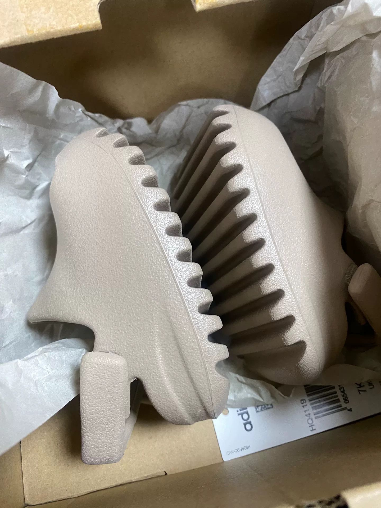 Yeezy Yeezy Brown Lowtop Sneakers 19 Men Size US 10 / EU 43 - 1 Thumbnail