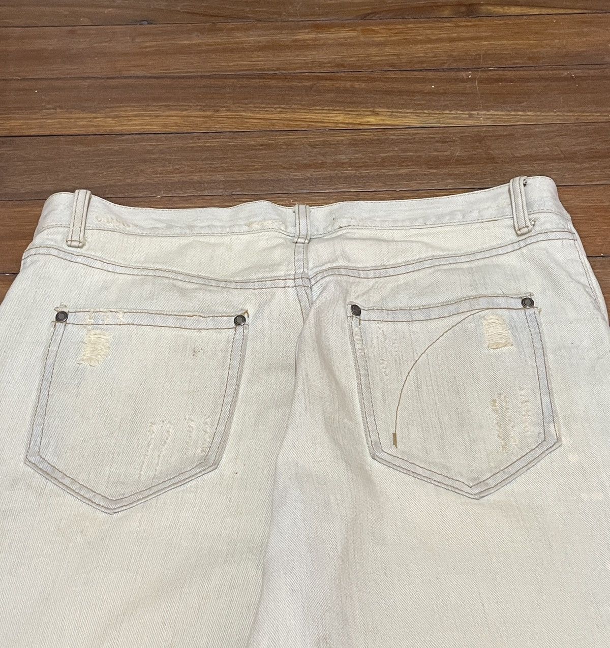Japanese Brand Rare Design Vintage Exhibitionist Distressed Jeans 2000s Size US 34 / EU 50 - 4 Thumbnail