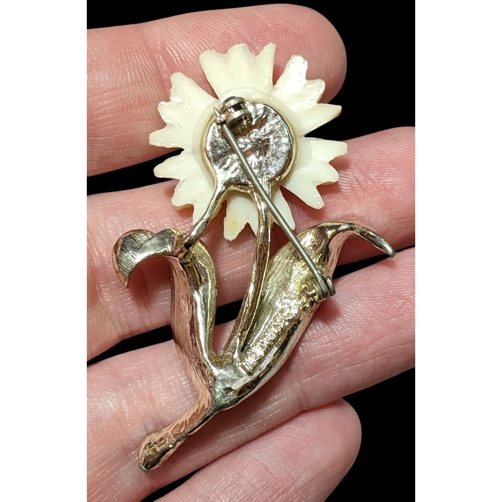 Other Vintage Sarah Coventry Silver And White Daisy Brooch Size ONE SIZE - 3 Thumbnail