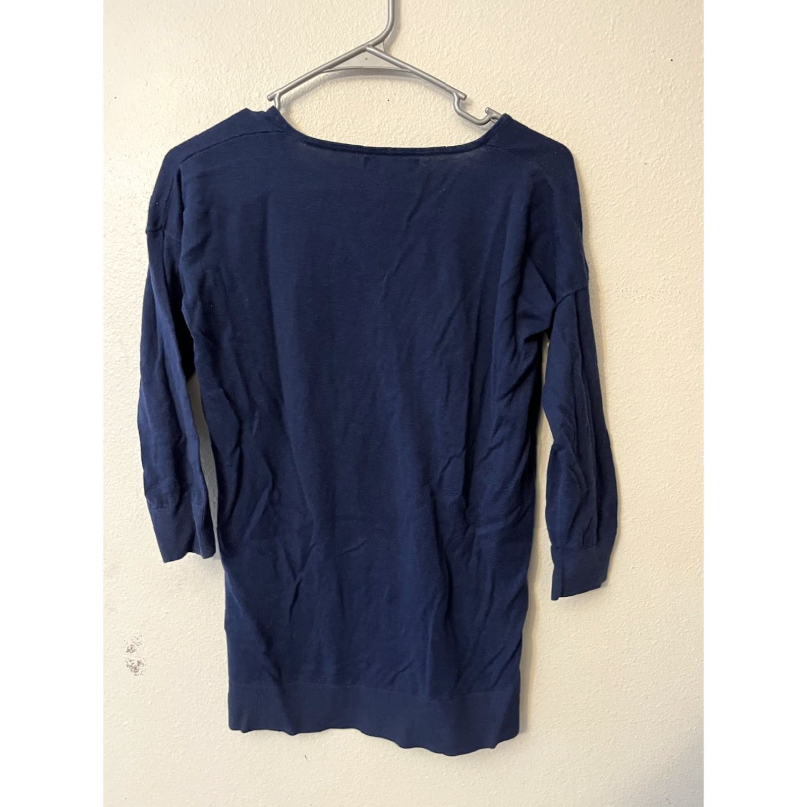 Banana Republic VINTAGE Banana Republic Women Blue 3/4 Sleeve Knit Sweater V Neck Top Medium Size M / US 6-8 / IT 42-44 - 3 Thumbnail