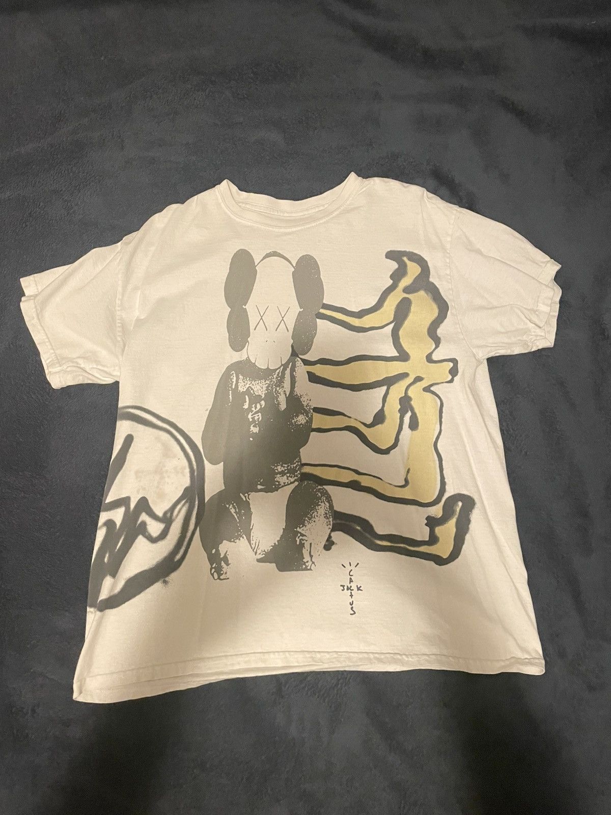Fragment Design × Kaws × Travis Scott Cactus Jack Travis Scott x Kaws Tee Size US M / EU 48-50 / 2 - 2 Thumbnail