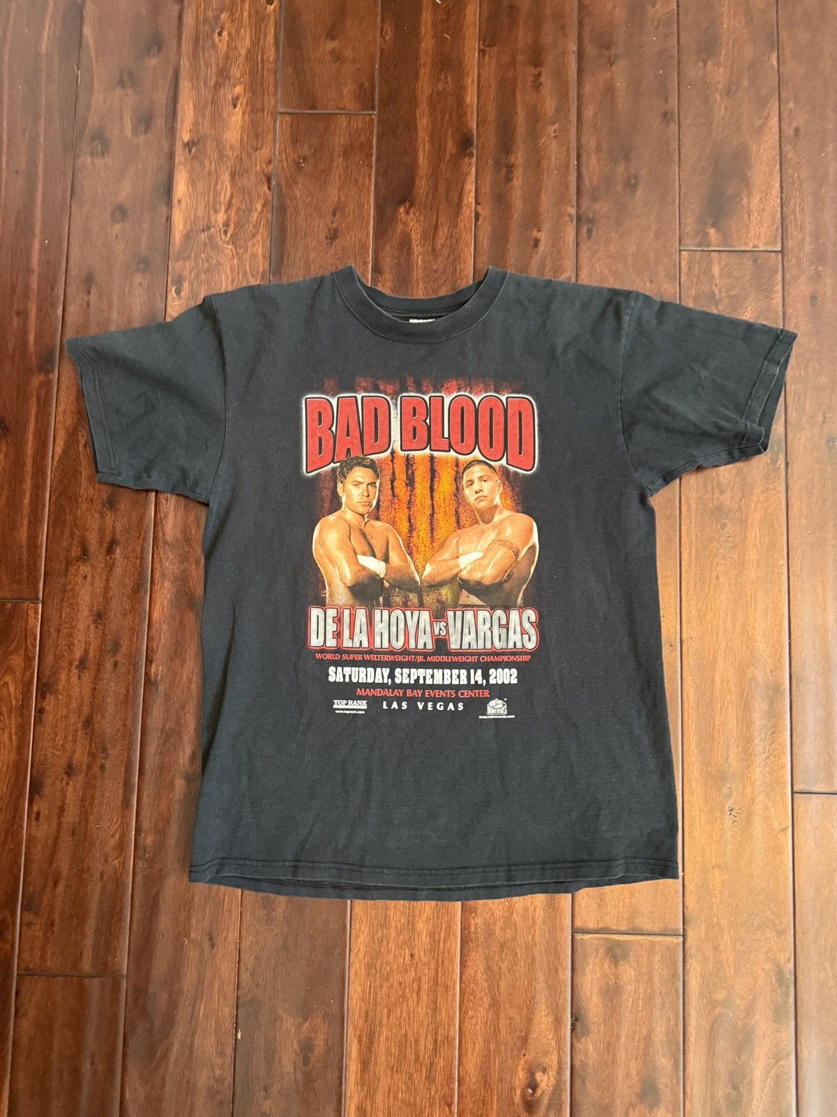 Other Vintage De La Hoya & Vargas Bad Blood Boxing Shirt Size US L / EU 52-54 / 3 - 1 Thumbnail