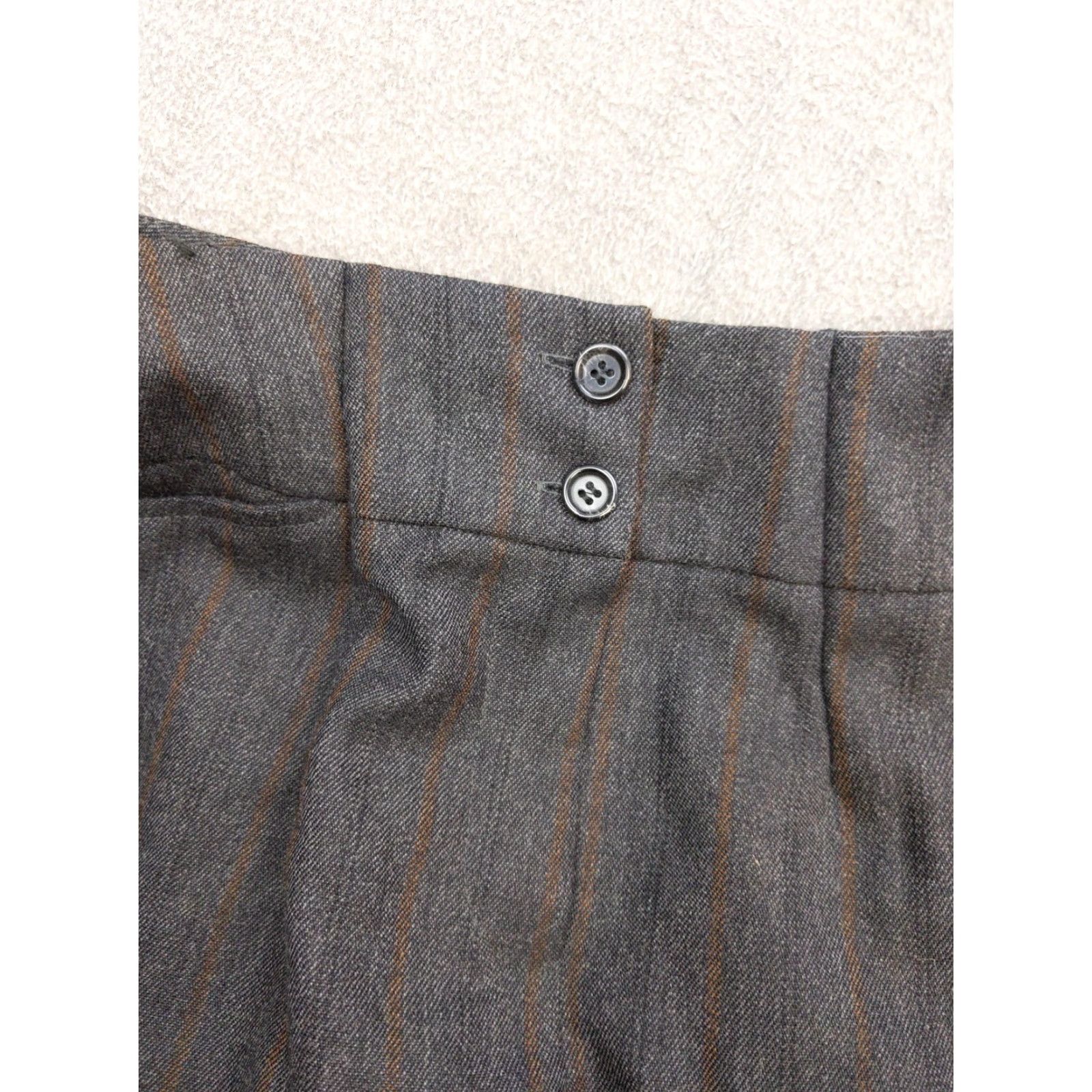 Vintage Harve Benard Pants Womens 12 Gray Wool Pinstripe Dress Workwear Straight Leg Pants, Twill, Lined, Front Zip, Pockets, Flat Front, Business Size 34" / US 12 / IT 48 - 7 Thumbnail