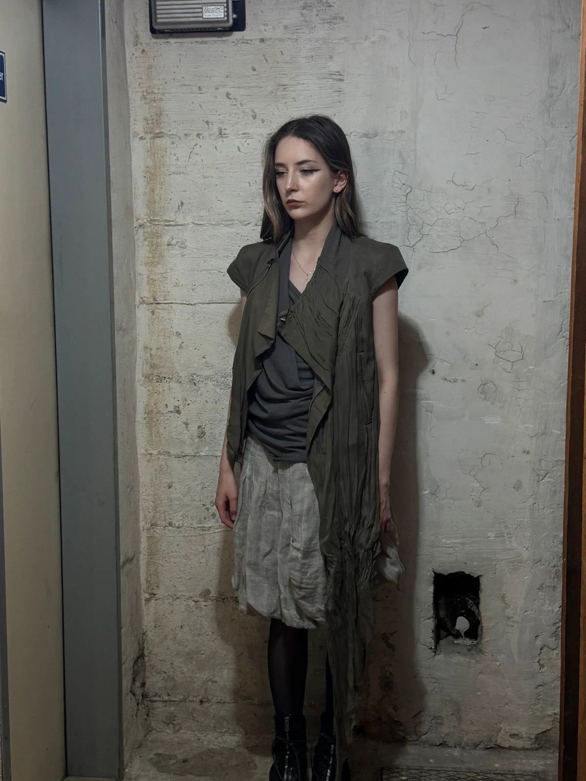 Rick Owens S/S 04 Rick owens silk vest Size M / US 6-8 / IT 42-44 - 3 Thumbnail