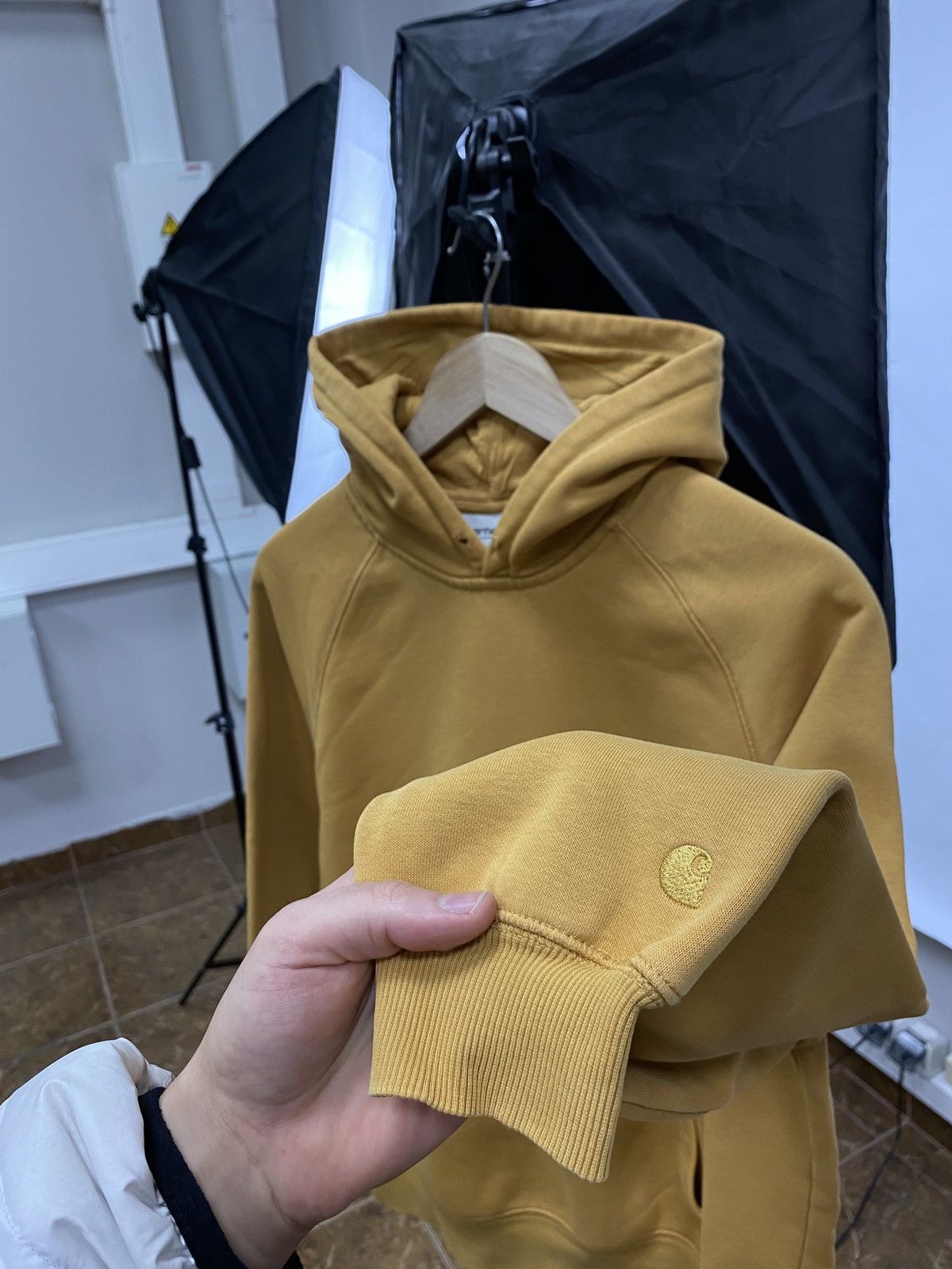 Carhartt 🇺🇸 Y2K Carhartt WIP Hoodie Rare Retro Hype Size US S / EU 44-46 / 1 - 1 Thumbnail