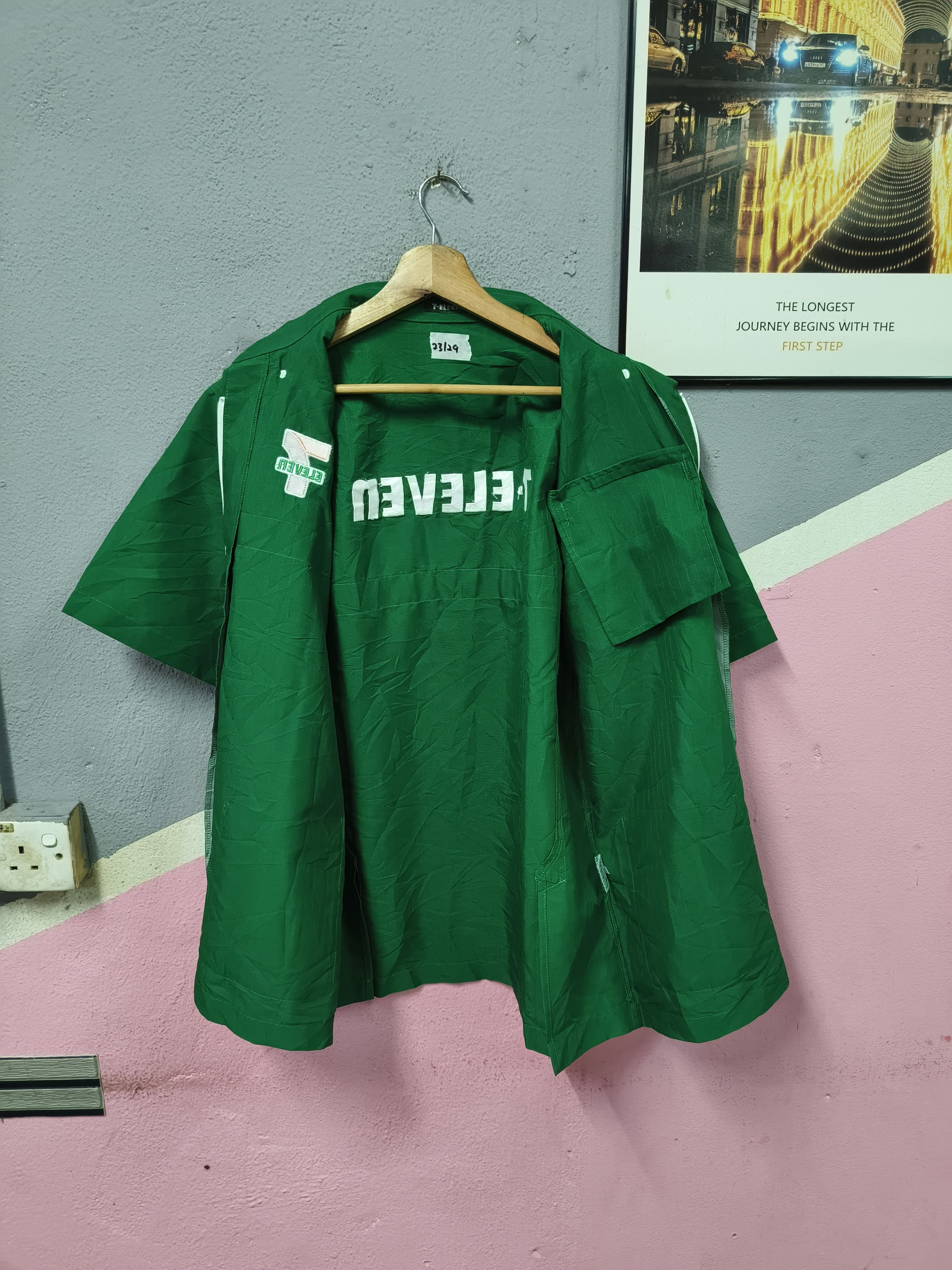 Japanese Brand 7 eleven workers uniform shirt jacket Size US L / EU 52-54 / 3 - 4 Thumbnail