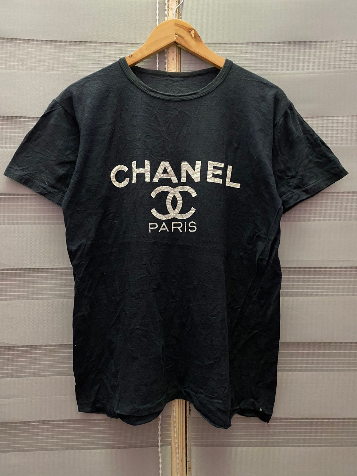Shirts, Vtg 9s Chanel Paris Embroidered Bootleg Mens Red Xl Tshirt Single  Stitch