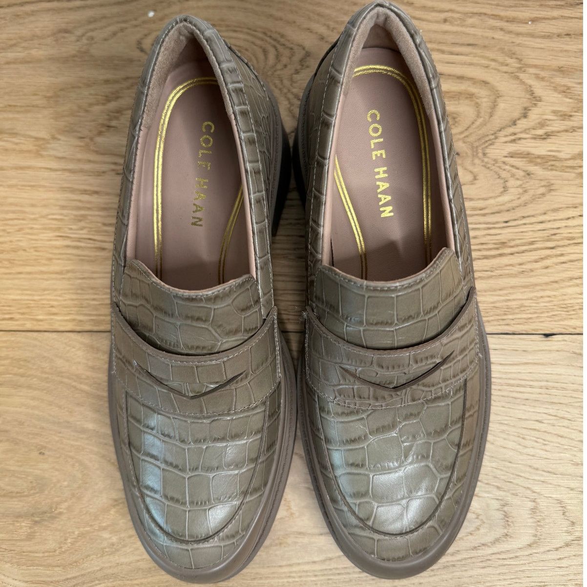 Cole Haan NEW Cole Haan Women's Westerly Loafer Slip-On Size US 9 / IT 39 - 3 Thumbnail