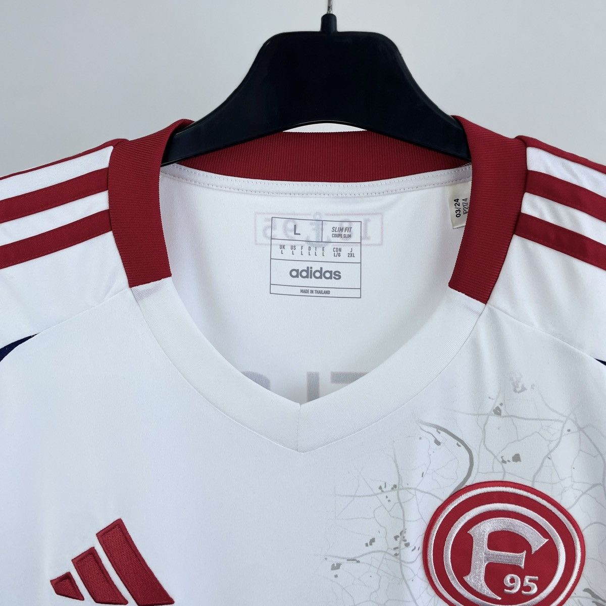 Adidas Fortuna Düsseldorf Away Jersey Shirt Men 2024/2025 size L Size US L / EU 52-54 / 3 - 3 Thumbnail