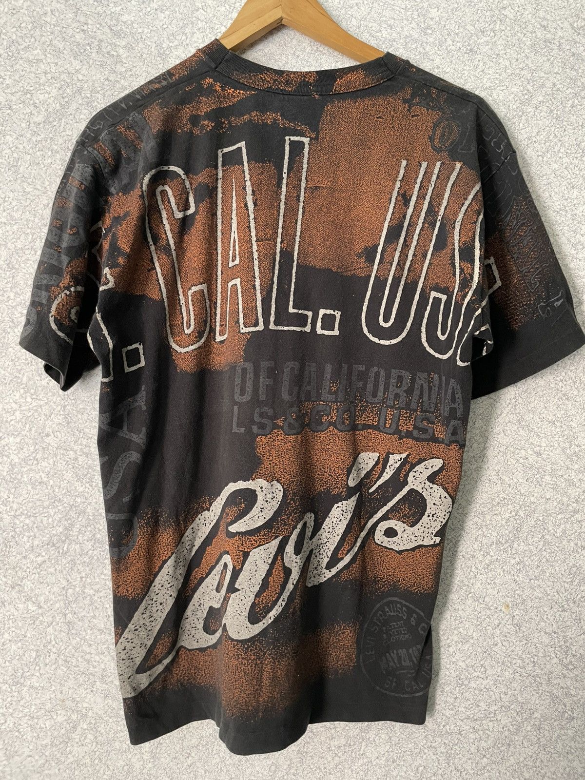 Levi's Vintage Clothing Levis over print Size US M / EU 48-50 / 2 - 7 Thumbnail