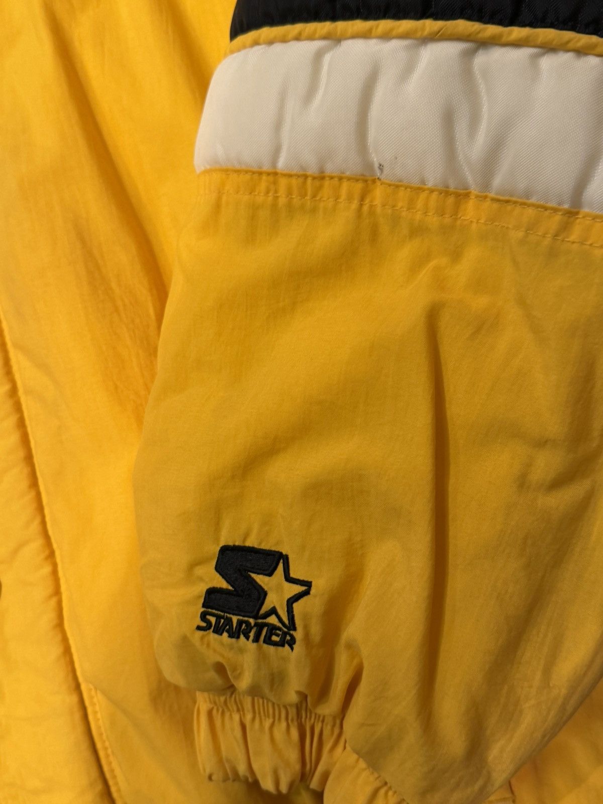 Starter Vintage Pittsburgh Steelers Starter Puffer Jacket Size M Size US M / EU 48-50 / 2 - 6 Thumbnail