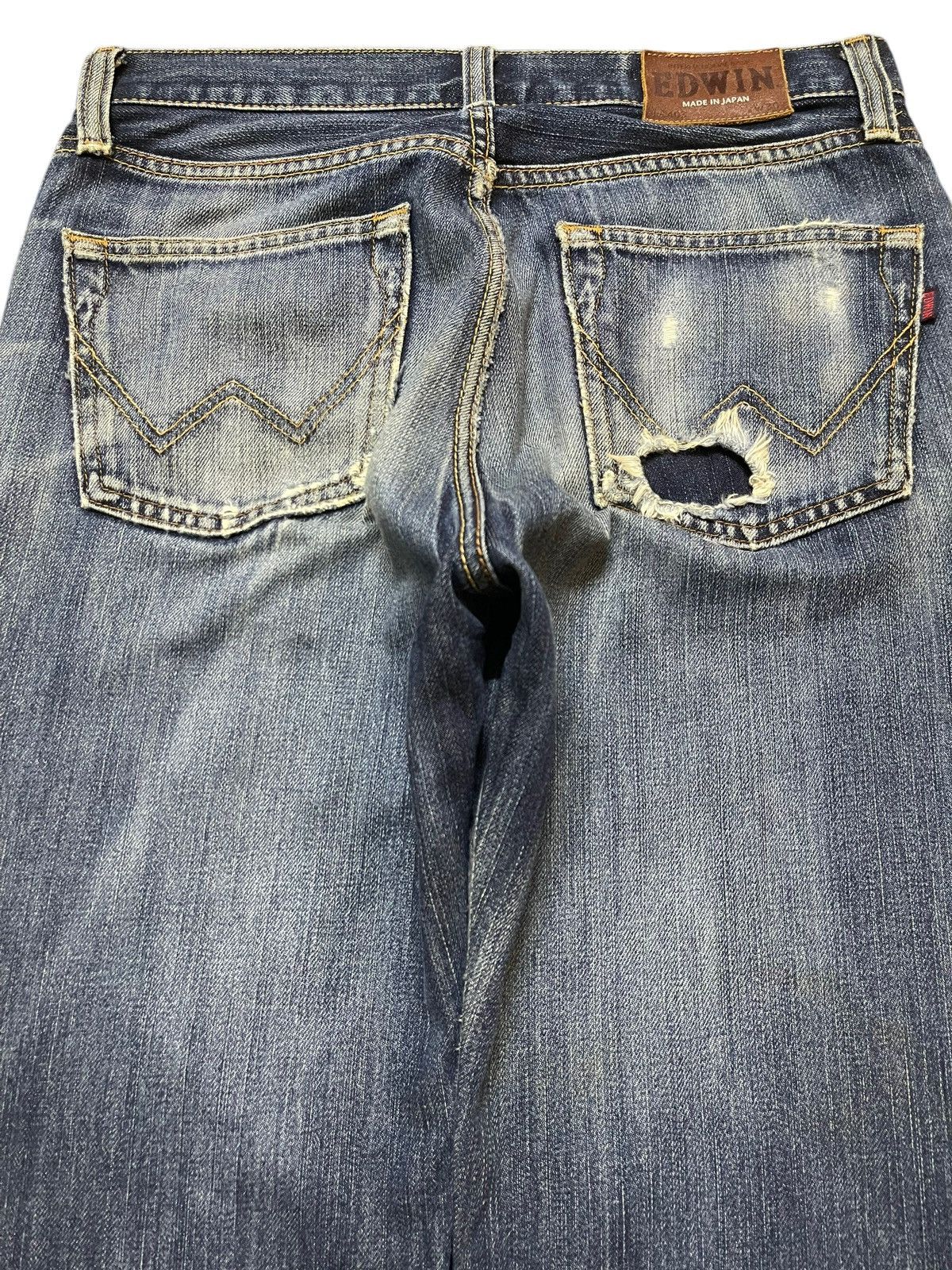 Edwin Vintage Edwin 402 Blue Faded Wash Distress Style Jeans Size US 30 / EU 46 - 5 Thumbnail
