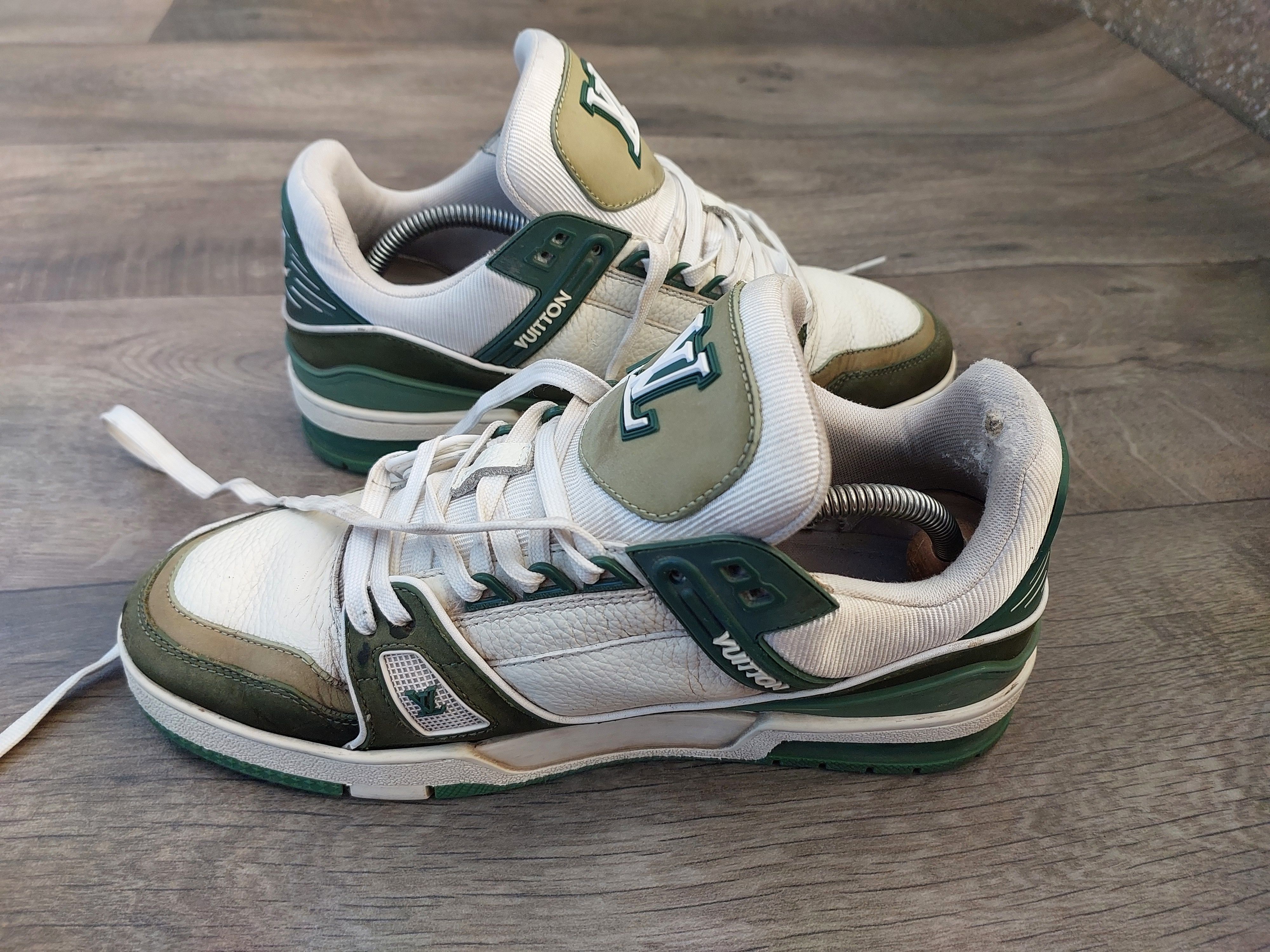 Louis Vuitton Louis Vuitton Green and White Trainer Sneaker -2508 Size US 10 / EU 43 - 3 Thumbnail