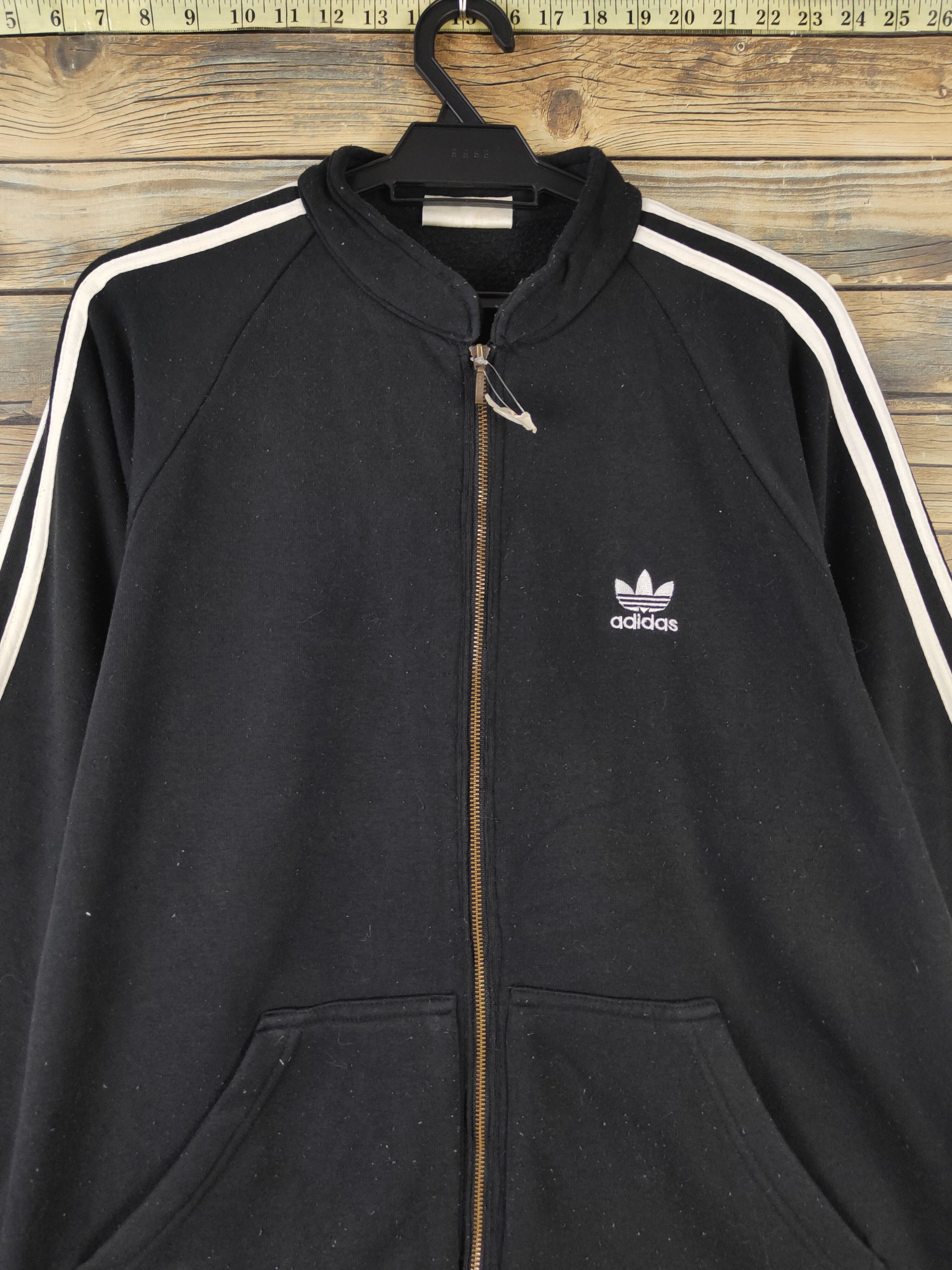 Adidas DL Adidas vintage Black Sweaters #571 Size US L / EU 52-54 / 3 - 2 Thumbnail