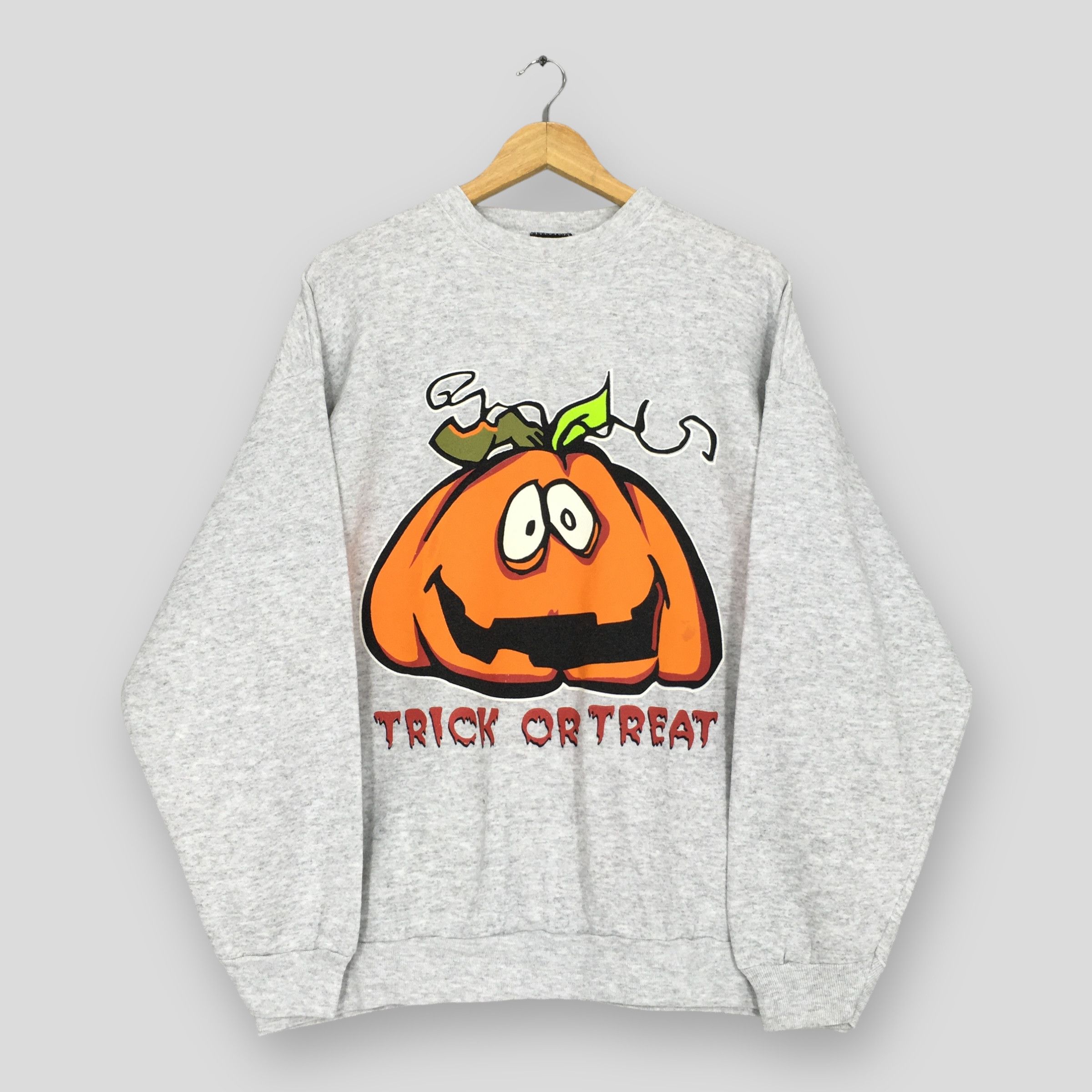 Vintage Vintage 90s Halloween Trick Or Treat Sweatshirt XLarge Size US XL / EU 56 / 4 - 1 Thumbnail
