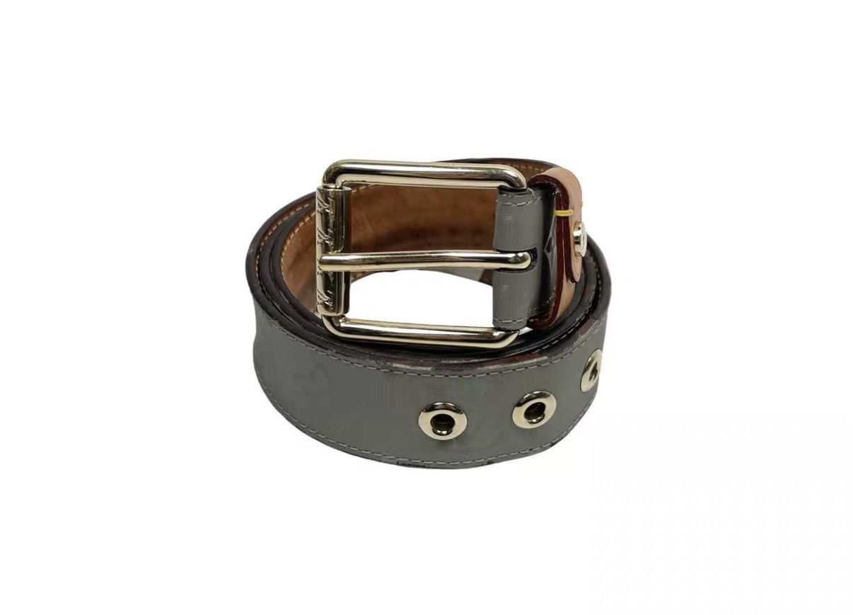 Louis Vuitton Gray Leather Belt with Metal Buckle Size ONE SIZE - 1 Thumbnail