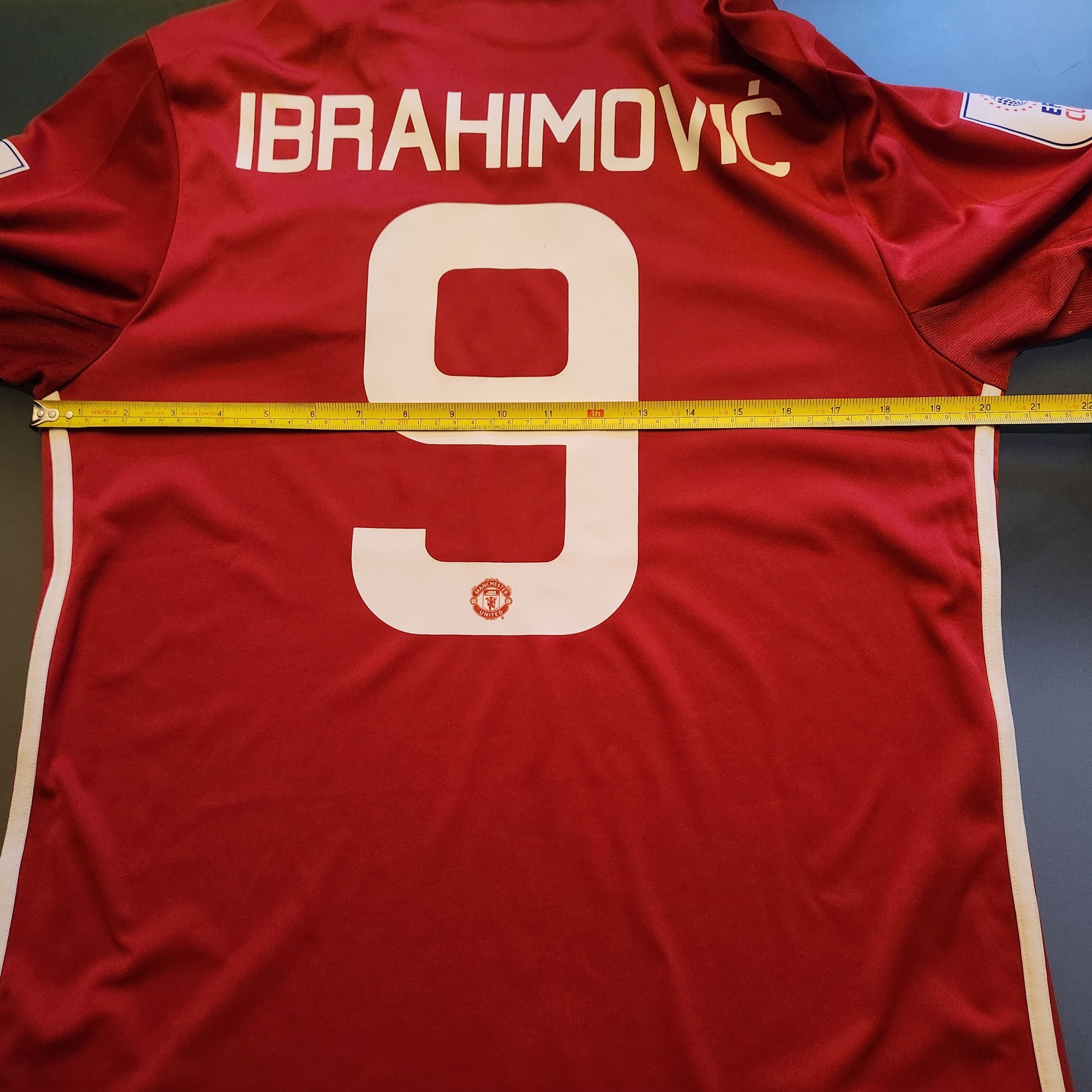 Nike Authentic Manchester United IBRA 2016-2017 EFL Cup MDT Home Size US M / EU 48-50 / 2 - 14 Thumbnail