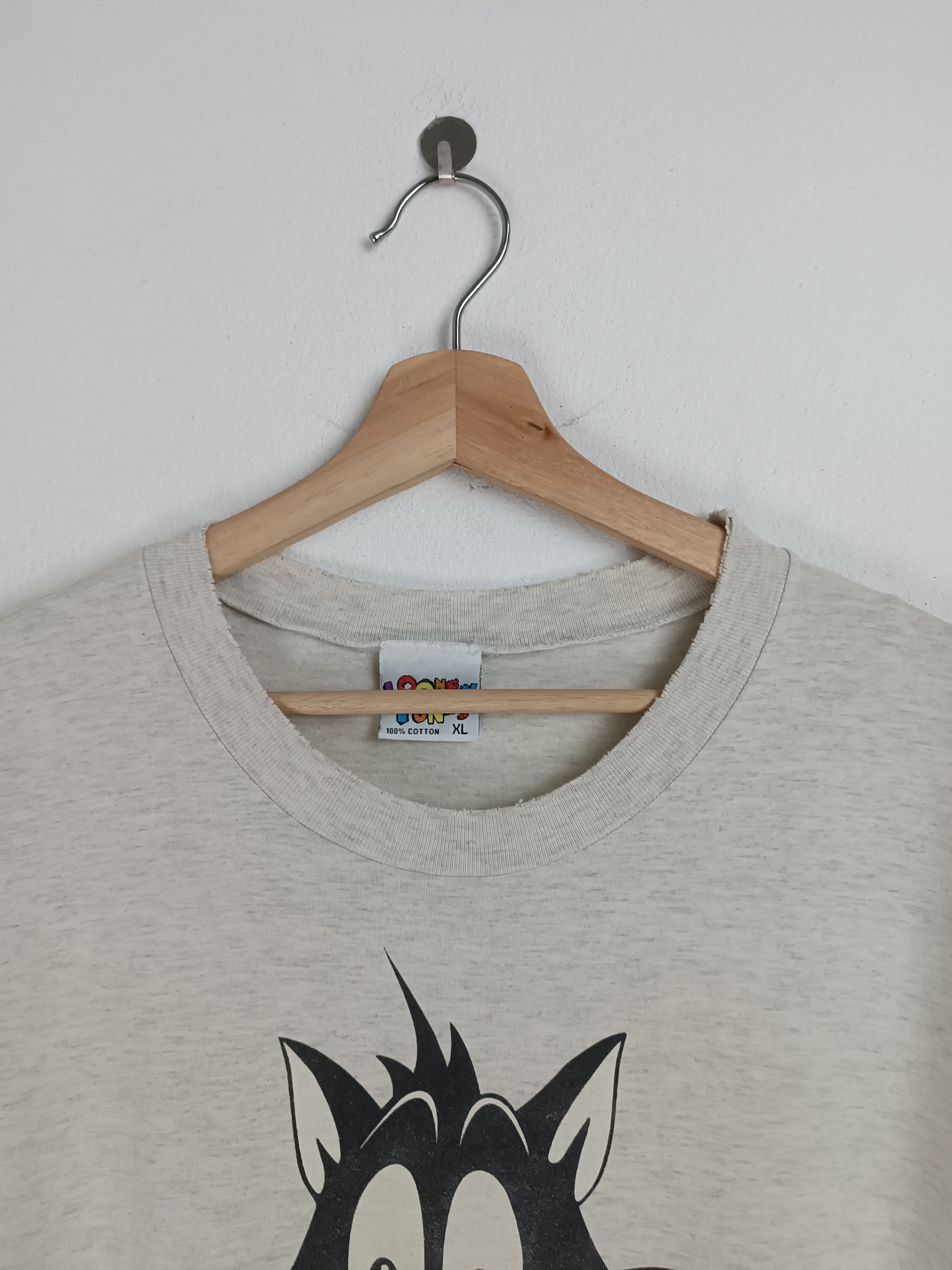Disney THRASHED FADED VINTAGE 90'S THYDNEY TWEETY TEE VERY RARE TEE Size US XL / EU 56 / 4 - 6 Thumbnail