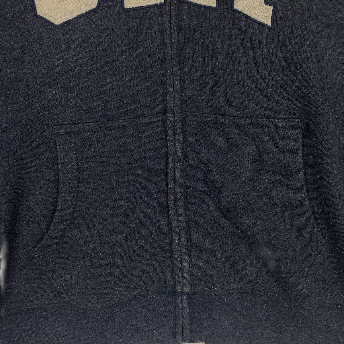 Vintage Vintage GAP Full Zipper Hoodie Sweater Black Big Logo Size M Size US M / EU 48-50 / 2 - 5 Thumbnail