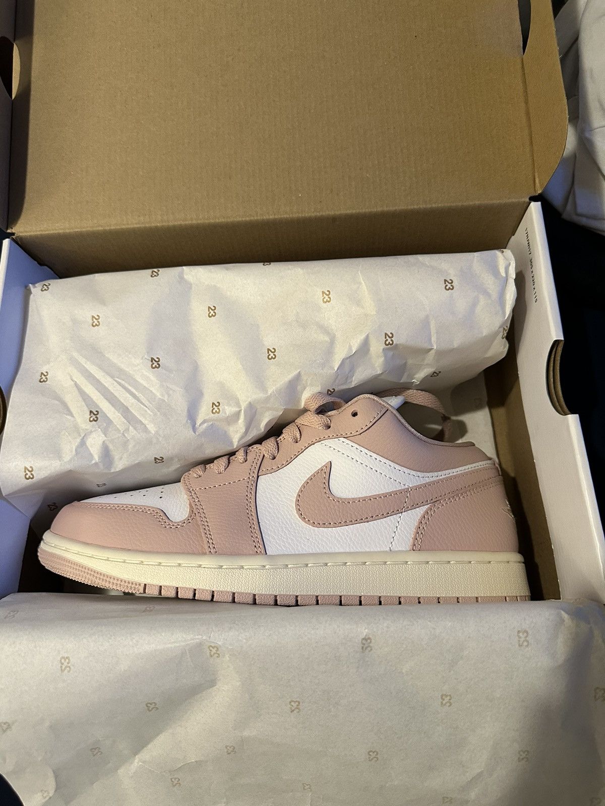 Nike Women’s Jordan 1 Low Size US 9.5 / IT 39.5 - 1 Thumbnail