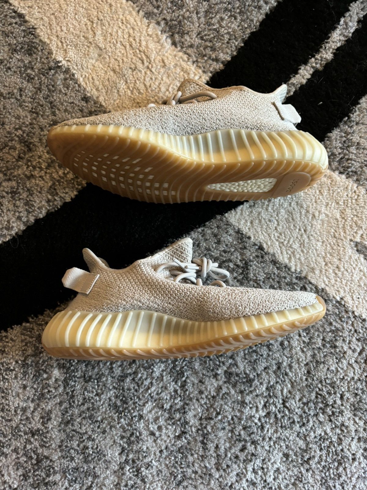 Adidas × Yeezy Yeezy 350 Sesame Size US 9.5 / EU 42-43 - 2 Thumbnail