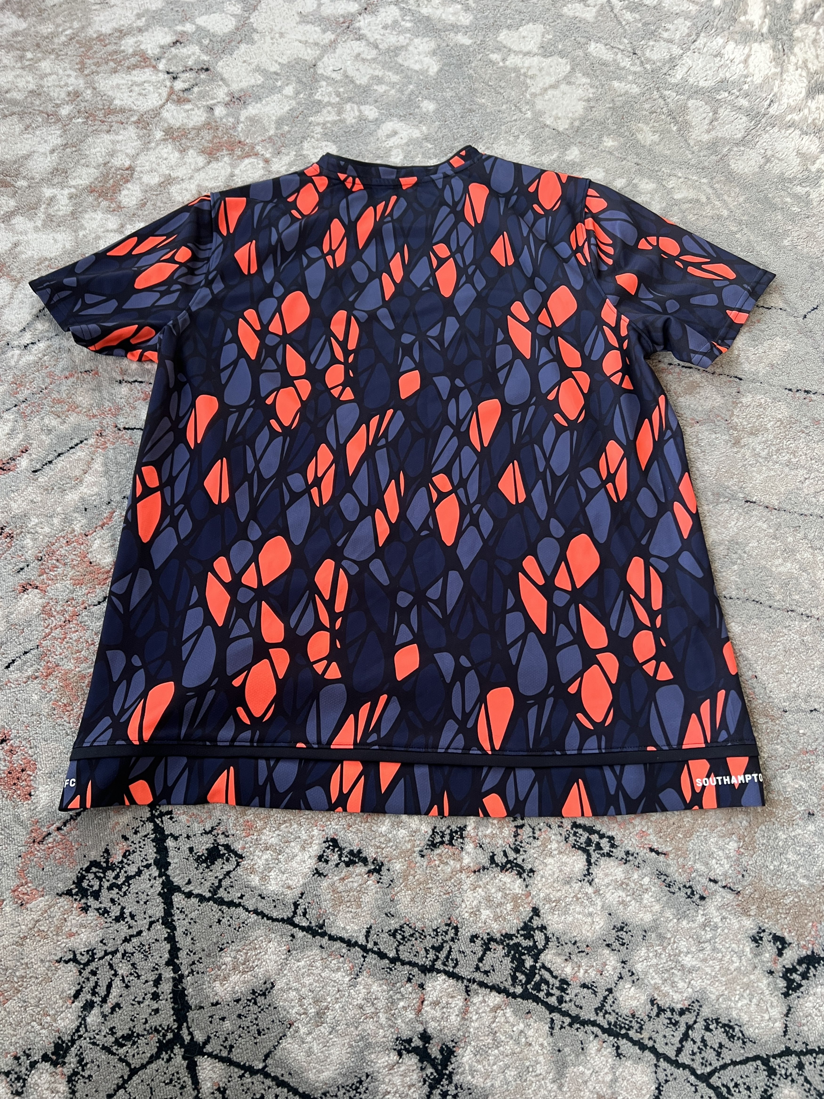 Under Armour Under Armour Southhampton FC Jersey Size US XXL / EU 58 / 5 - 6 Thumbnail