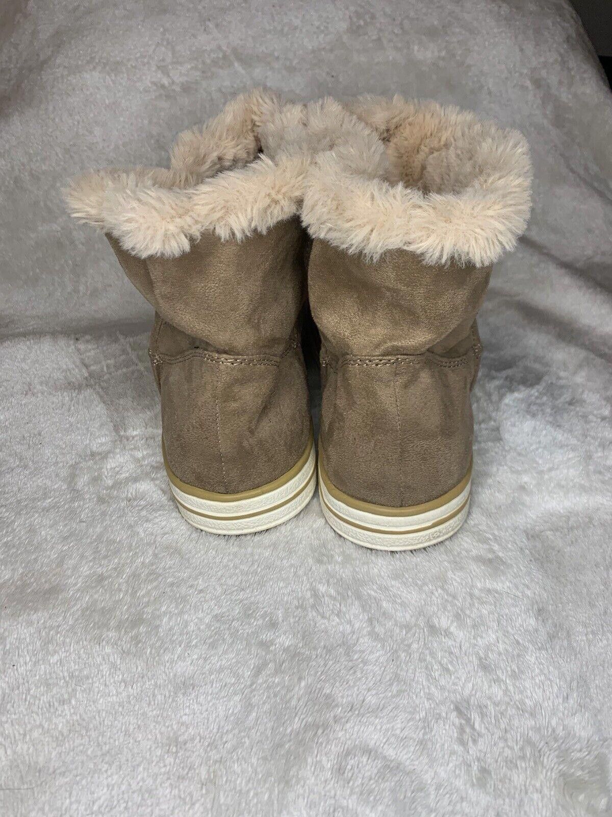 Designer Seven Dial Fur-Lined Boots Size 8.5 medium Size US 8.5 / IT 38.5 - 3 Thumbnail