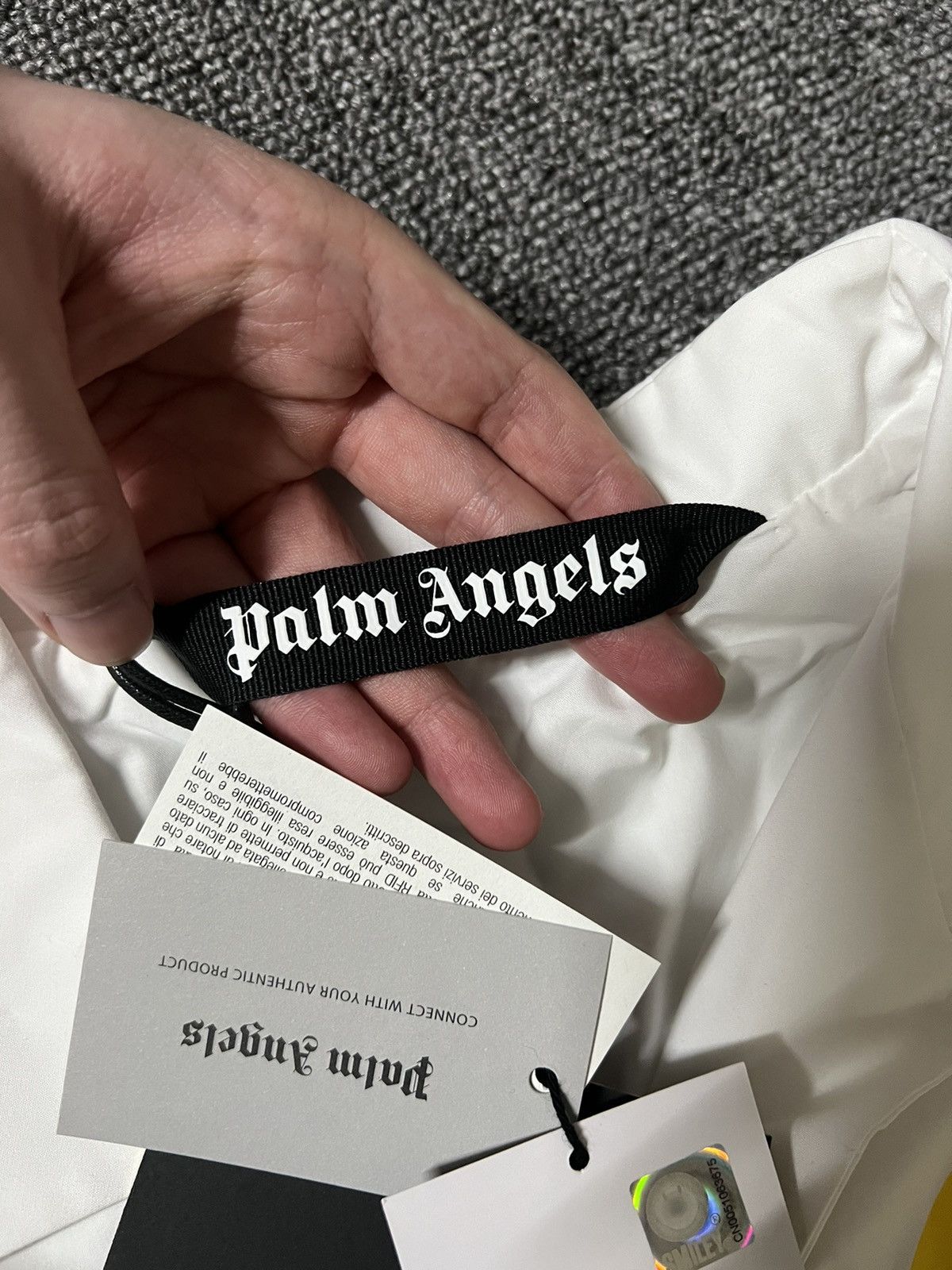 Palm Angels 「retail💲970」Brand new palm angels x smiley shirt size 48 Size US M / EU 48-50 / 2 - 8 Thumbnail