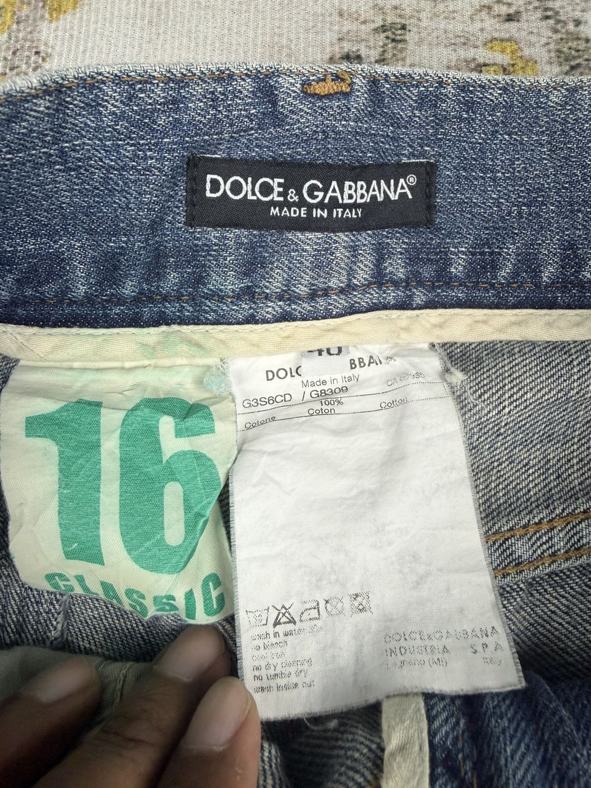 Dolce & Gabbana Vintage Dolce & Gabbana 16 Classic Distressed Jeans Size US 31 - 15 Thumbnail