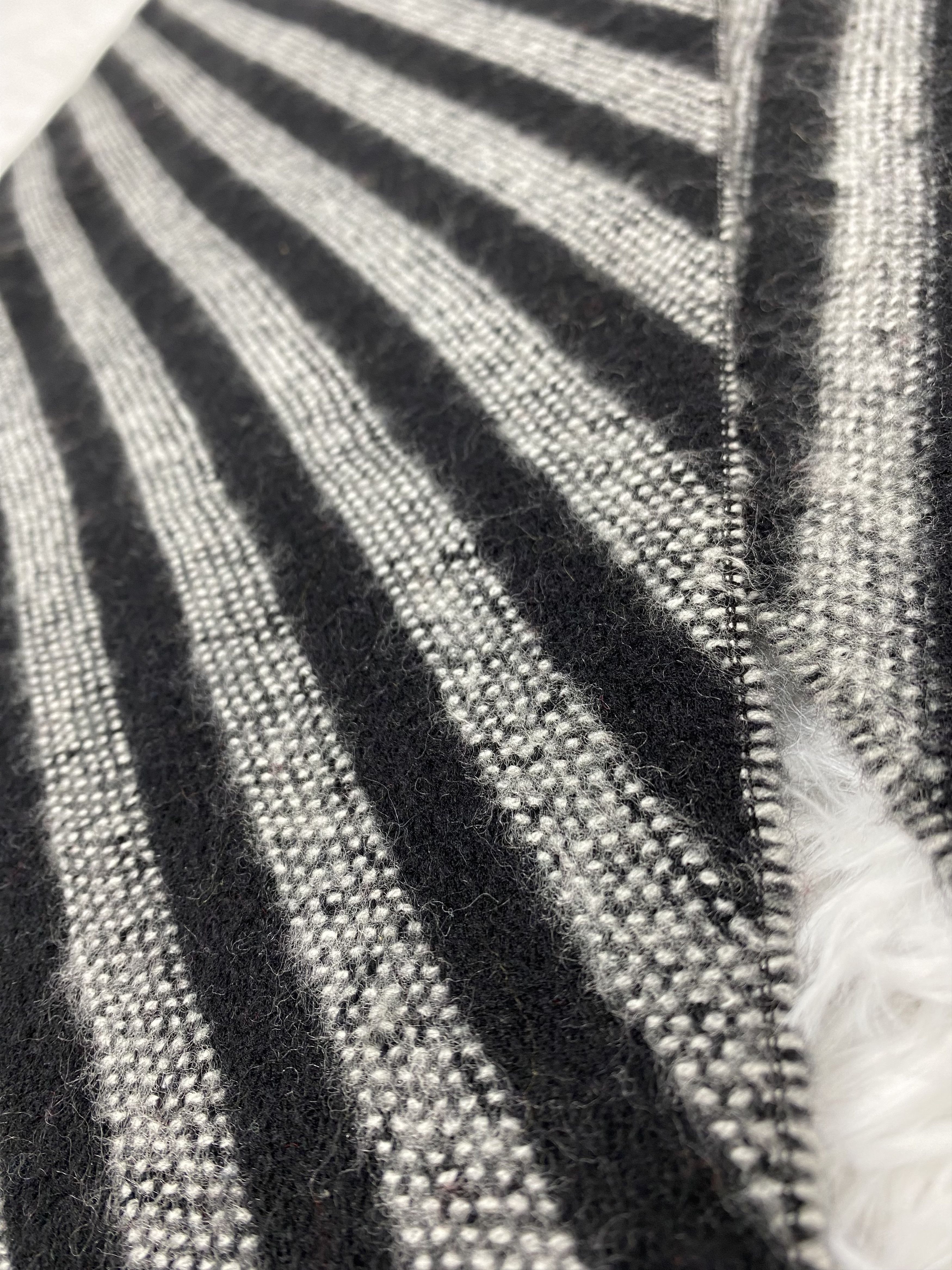 Japanese Brand Vintage Japanese Brand Scarf / Muffler Neckwear PM0201 Size ONE SIZE - 3 Thumbnail