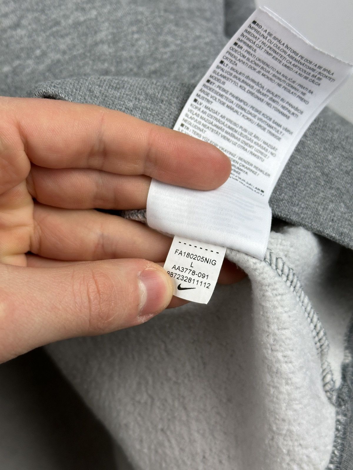 Nike × Vintage Nike NSW Big Logo Crewneck Sweatshirt Men’s L Size US L / EU 52-54 / 3 - 11 Thumbnail
