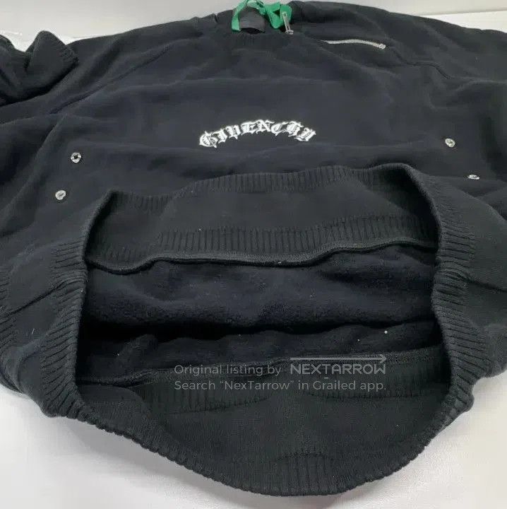 Givenchy Givenchy FW21 Loose Logo Zip Metal Detail Sweatshirt. Size US XS / EU 42 / 0 - 7 Thumbnail