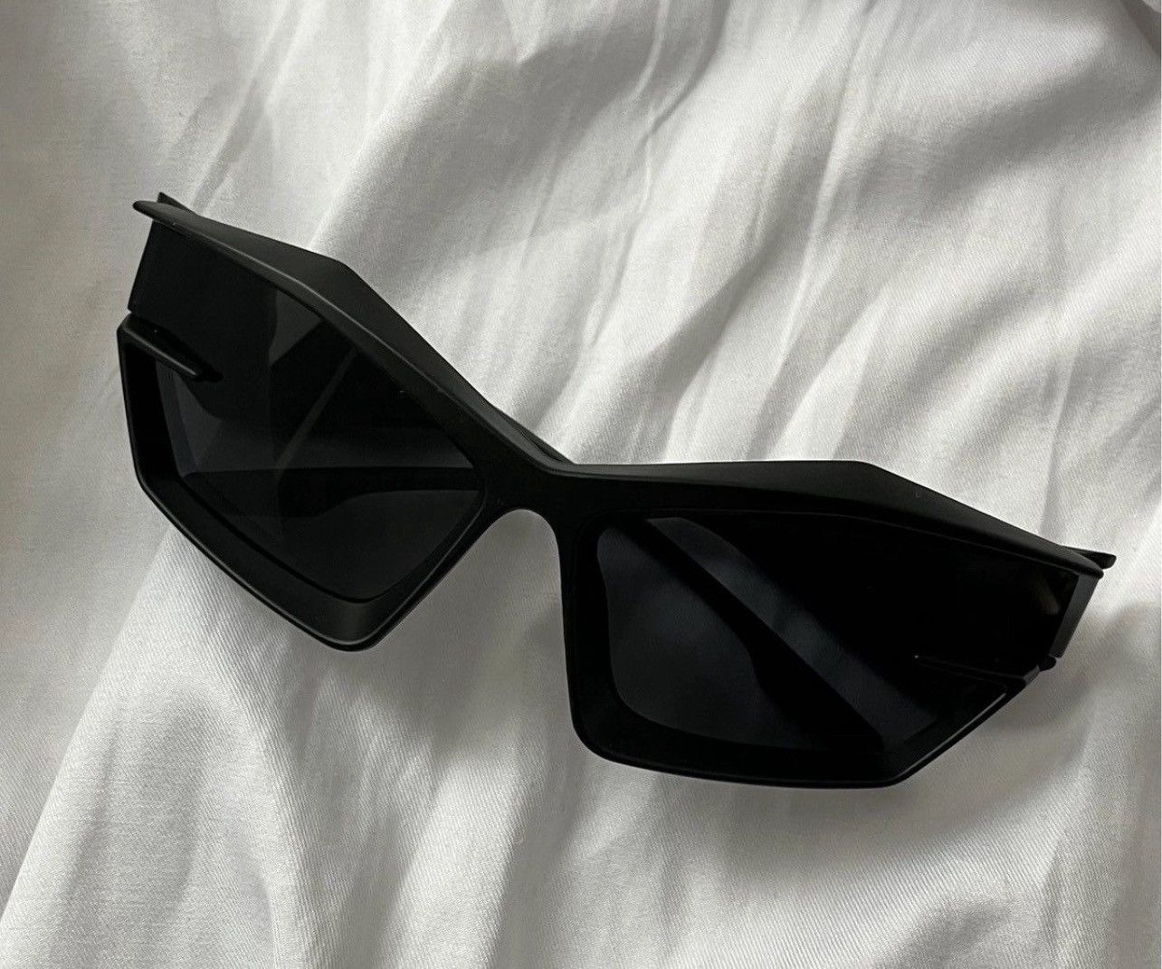 Other Batman Style All Black Sunglasses Size ONE SIZE - 4 Thumbnail