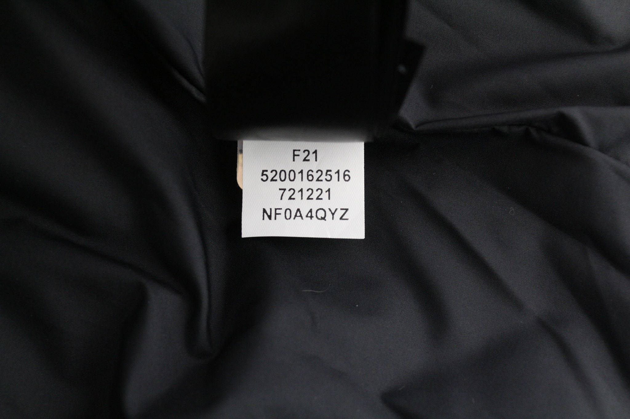 The North Face HIMALAYAN PARKA XL Dark Zip Insulation Quilted Jacket 82587 Size US XL / EU 56 / 4 - 11 Thumbnail